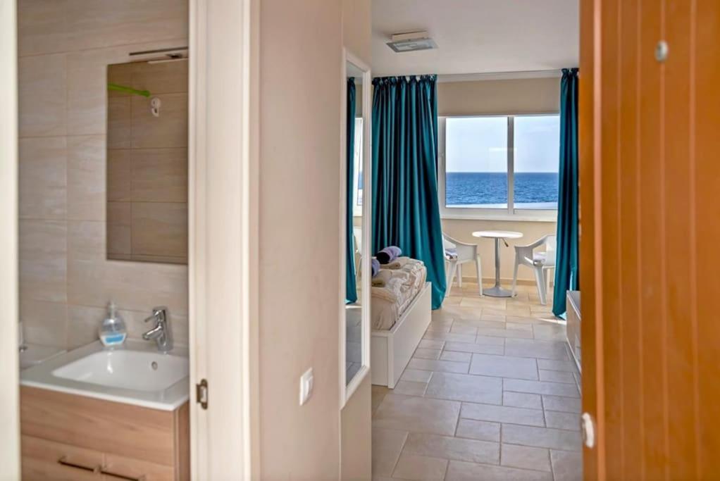 First Line Ocean View Puerto de Santiago (Tenerife)