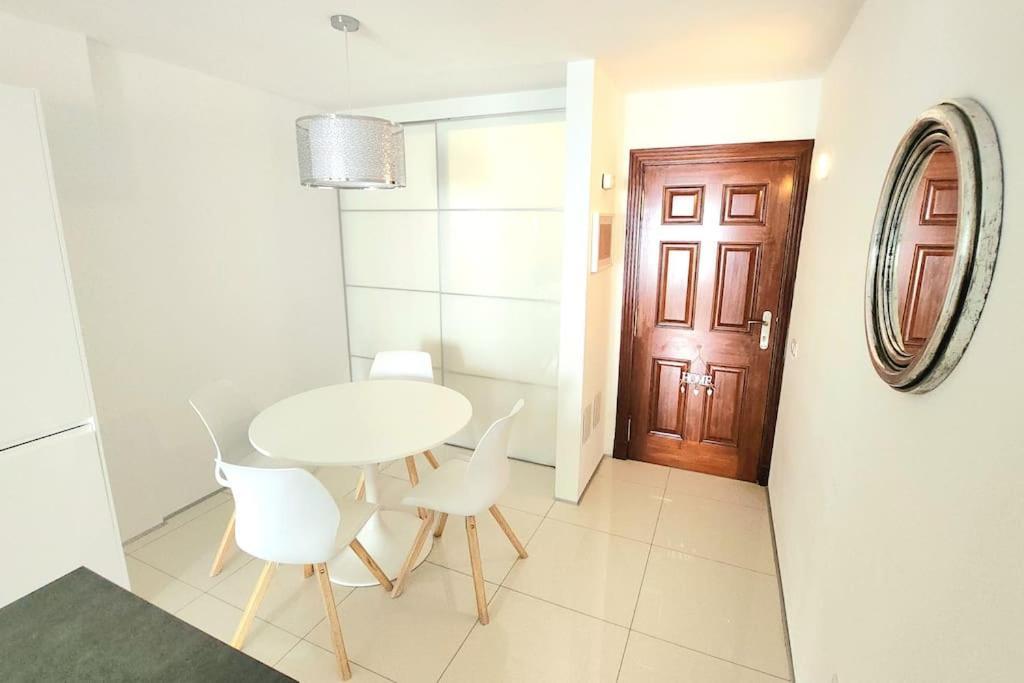 Fantastic 3-room Holiday Appartement Costa Adeje (Tenerife)
