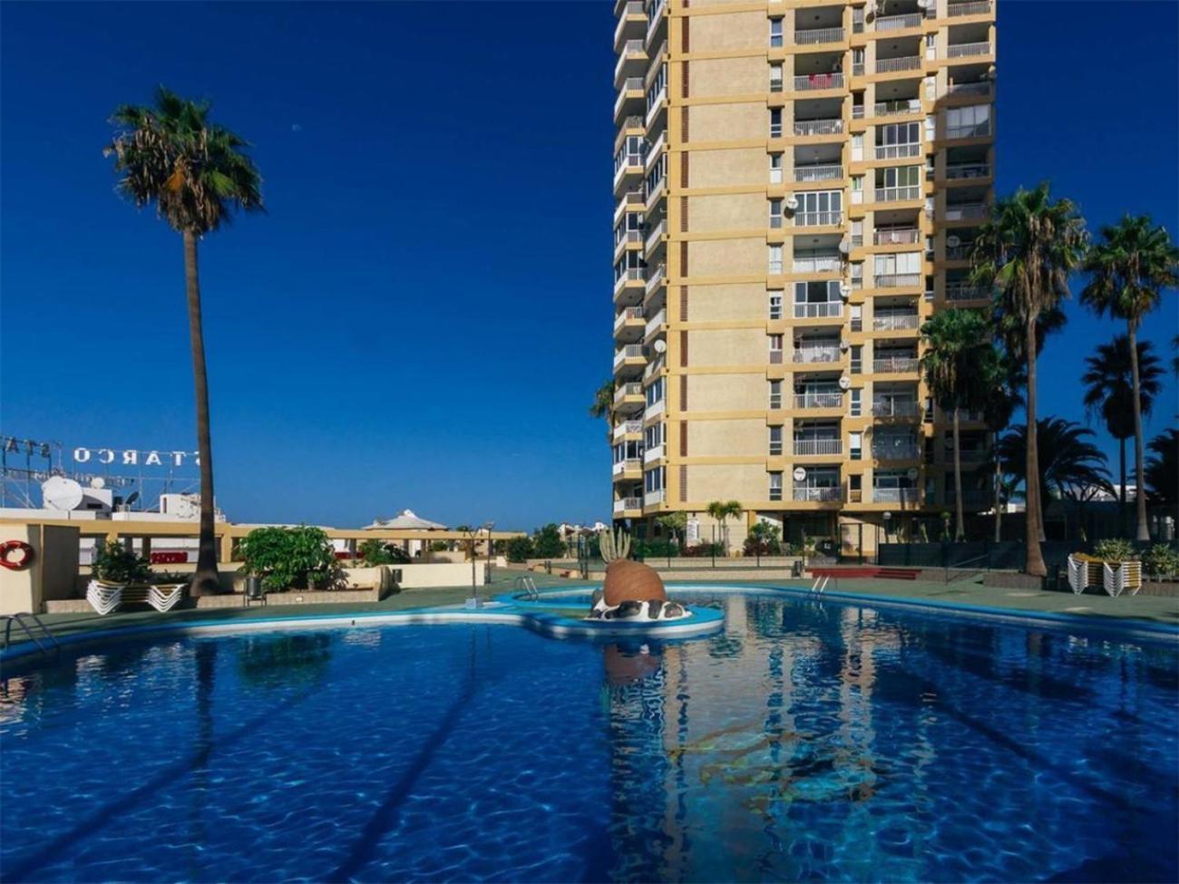 Full Center Of Americas, Renovated, High Floor Appartement *