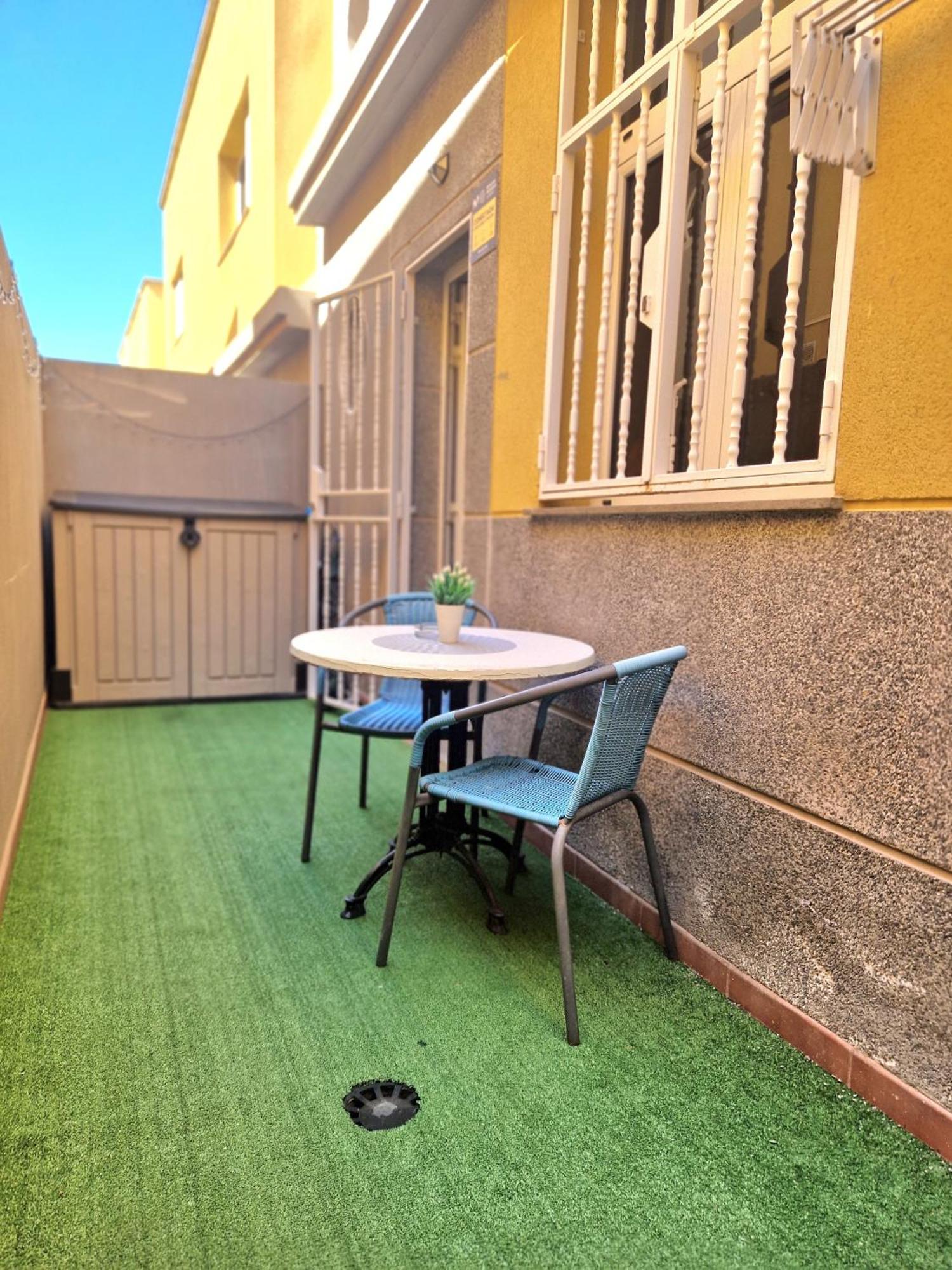 Spacious Independent Next The Airport - Sea Apartment San Isidro (Tenerife)