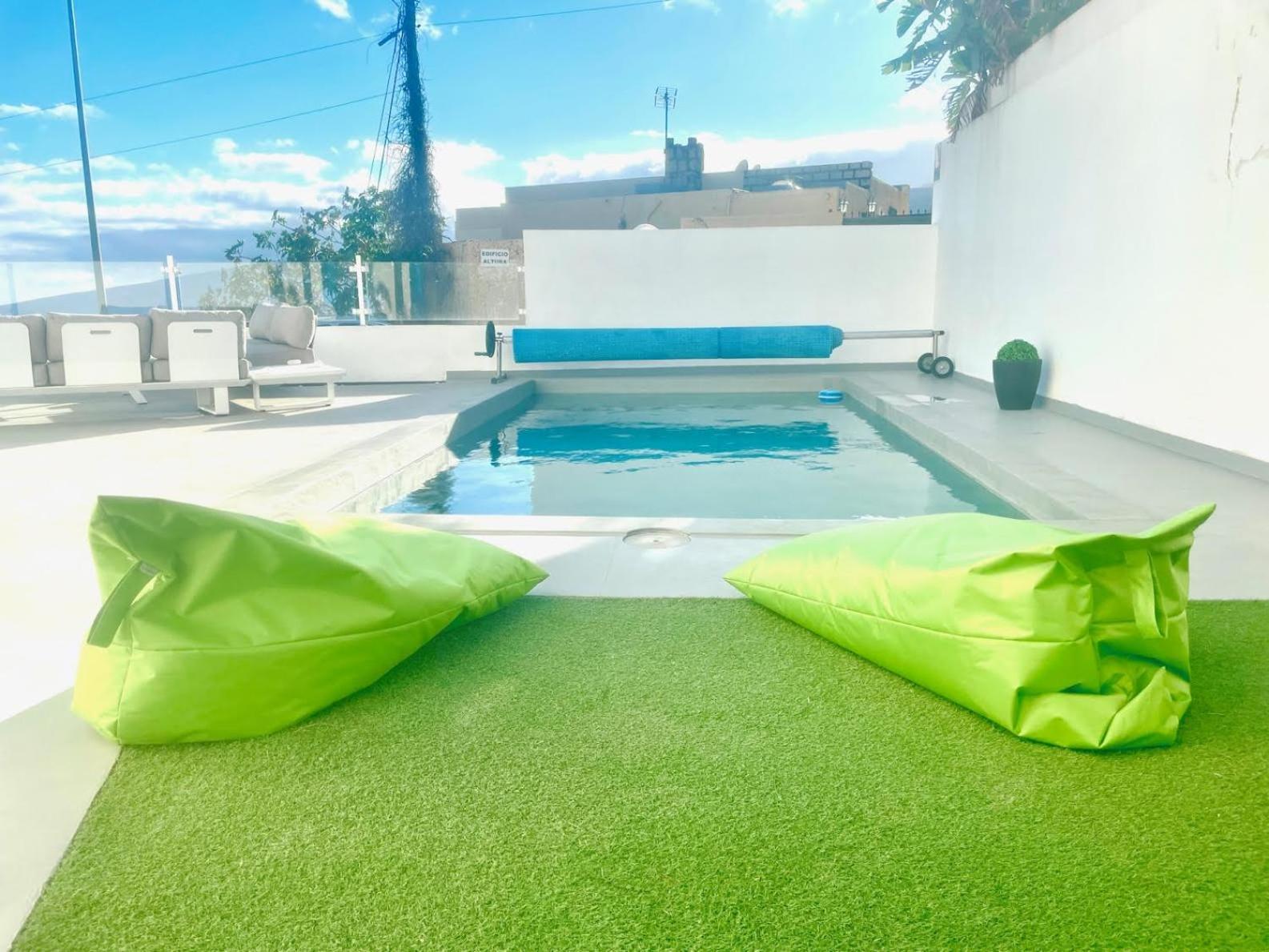 Con Piscina En Tabaiba By Alterhome Сasa de vacaciones Santa Cruz de Tenerife