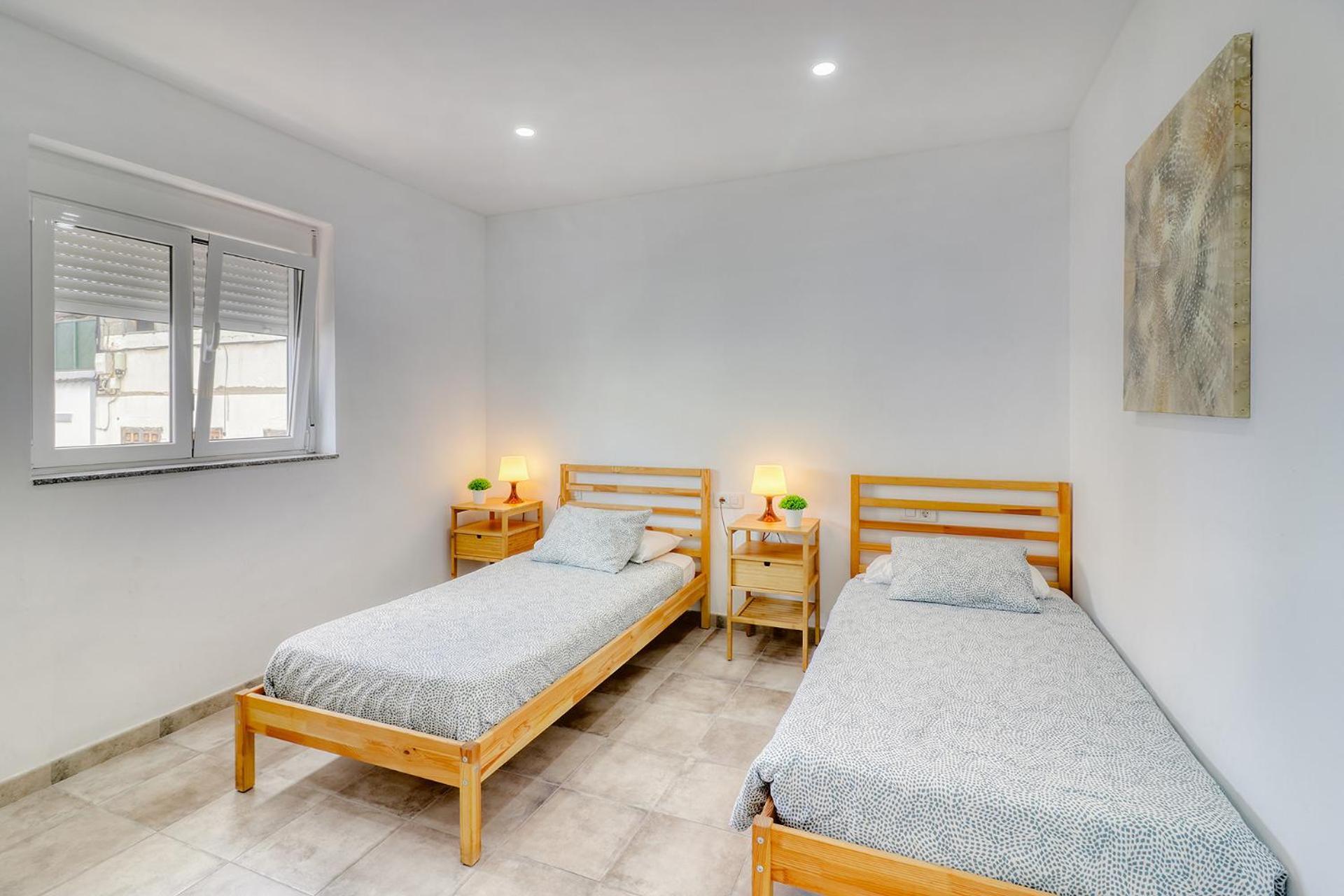Hébergement de vacances Big Terraced House, 100M To The Beach, With Bbq And Sea View *