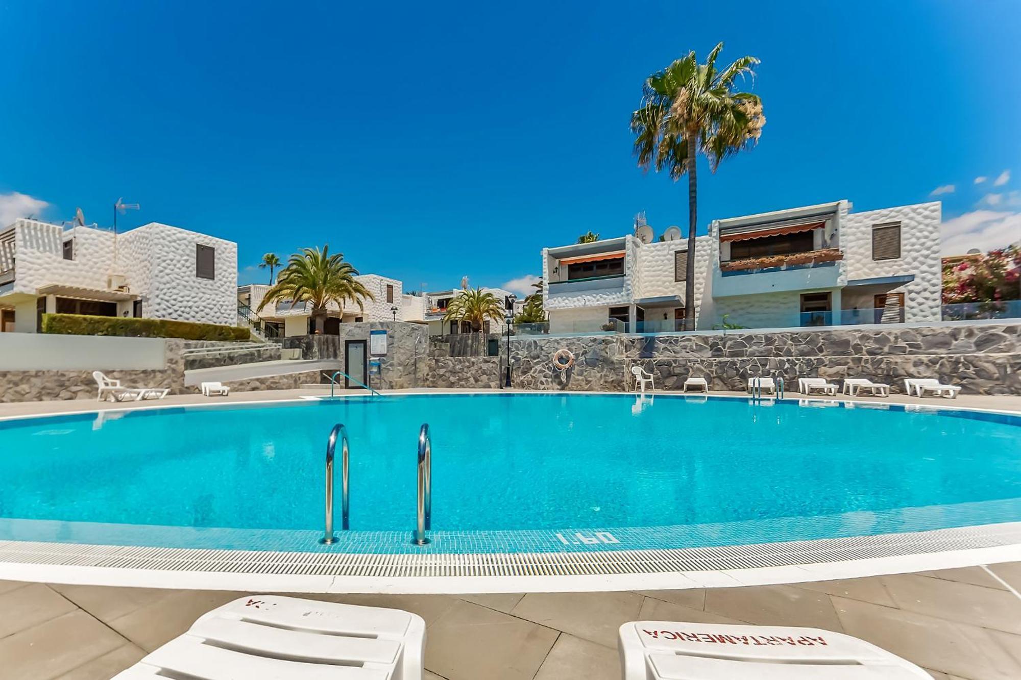 Two Bedroom Apartment, Near Playa De Las Americas, Free Wifi, Pool
