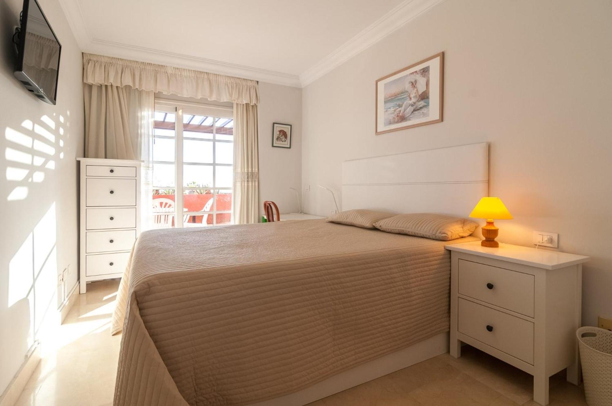 Apartamento Terrazas Del Duque 1 *