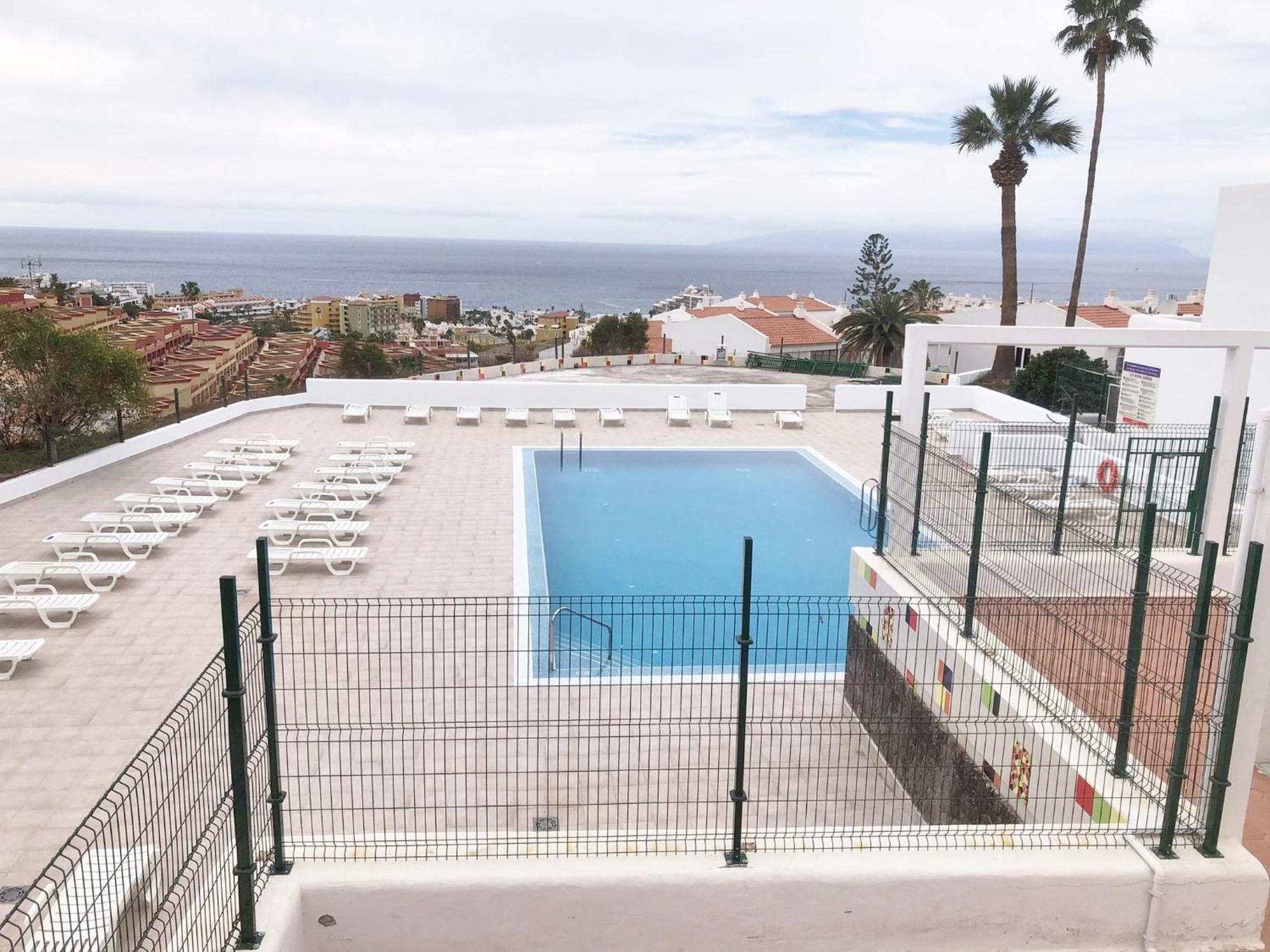 Birgitt En Aloha Garden Con Vista Mar Y Piscina