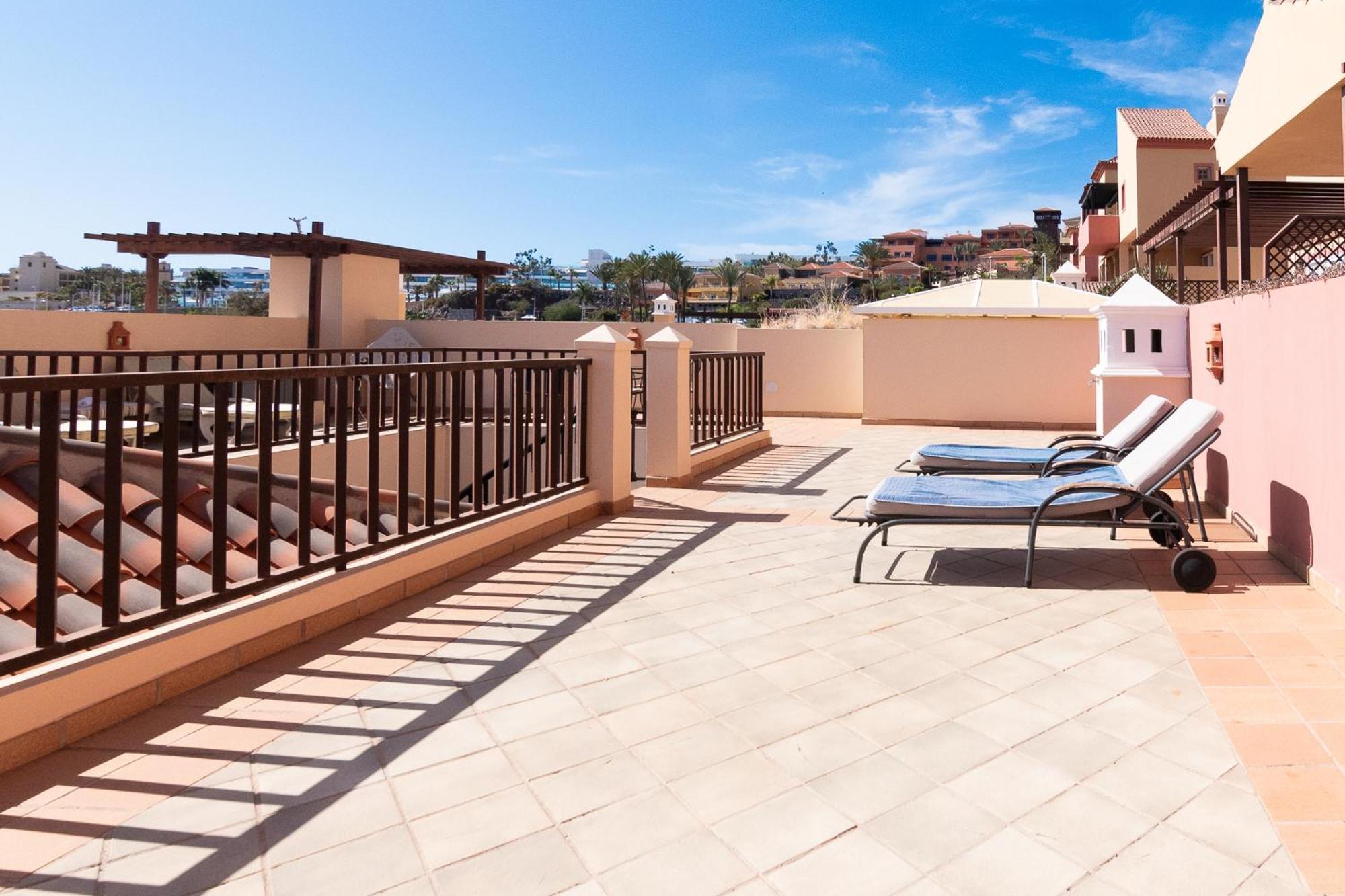 Apartment Penthouse En La Playa Del Duque Costa Adeje (Tenerife)