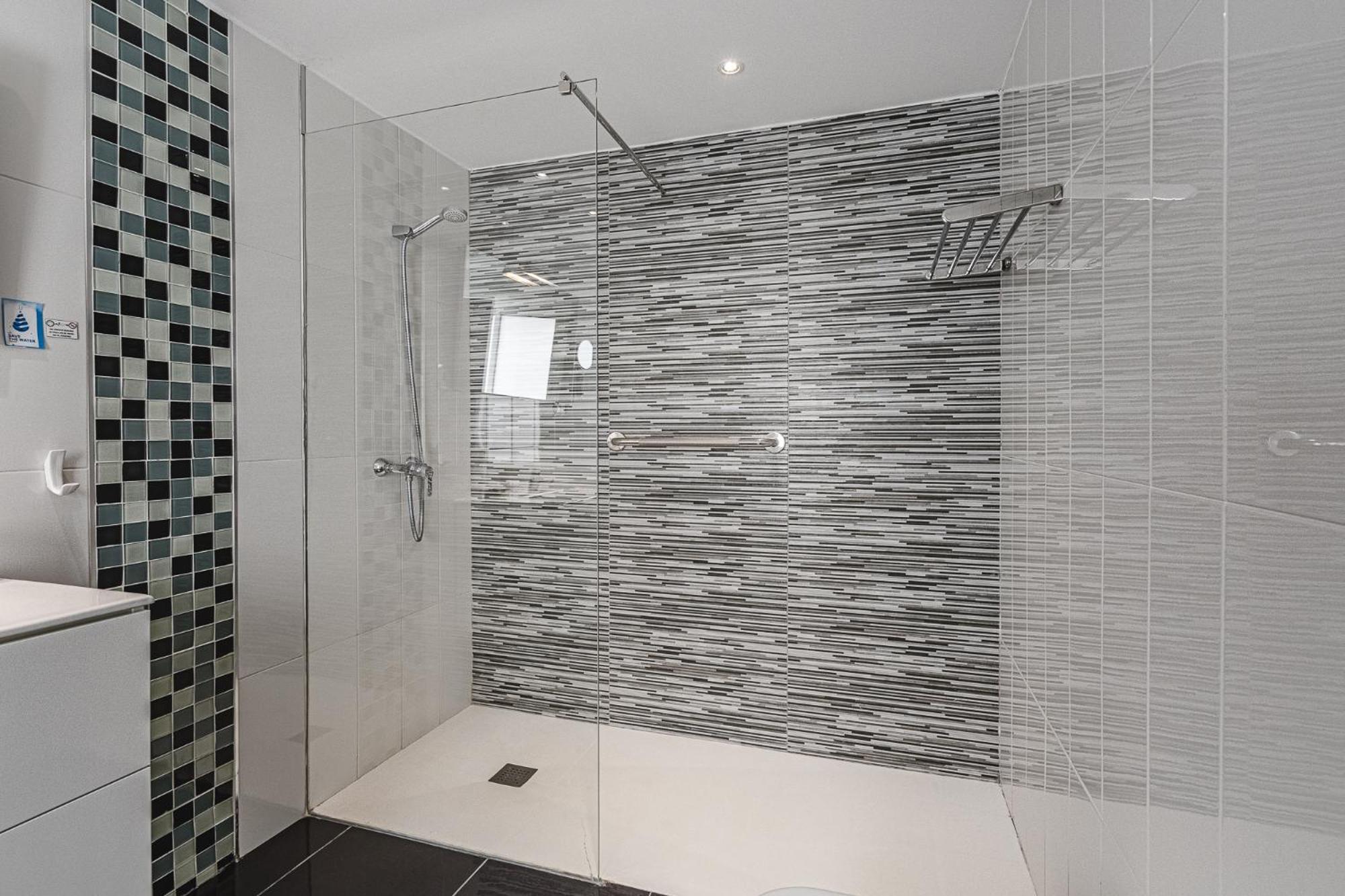 Apartment 22 Avenida De Pueblos Costa Adeje (Tenerife)