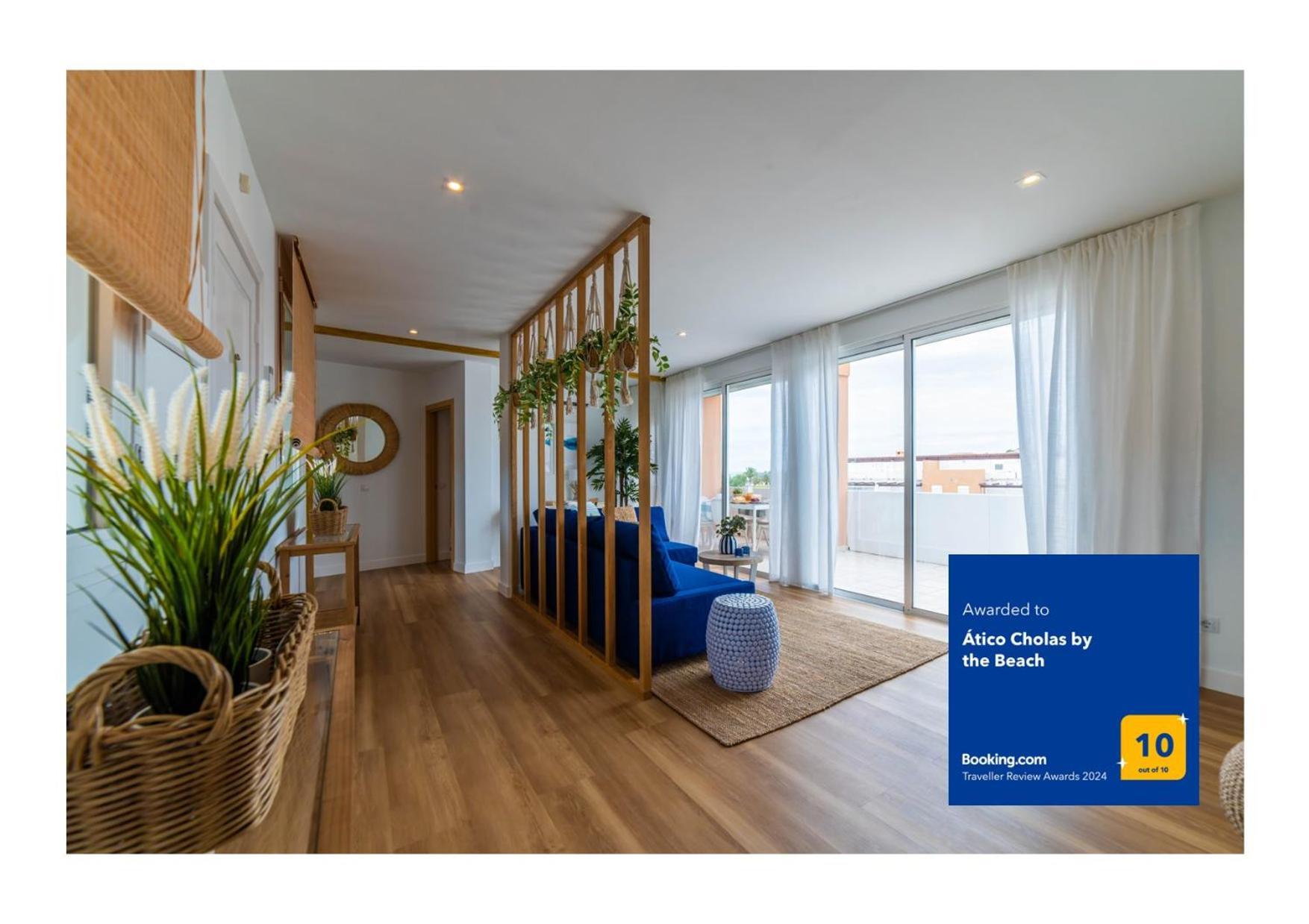 Apartment Atico Cholas By The *