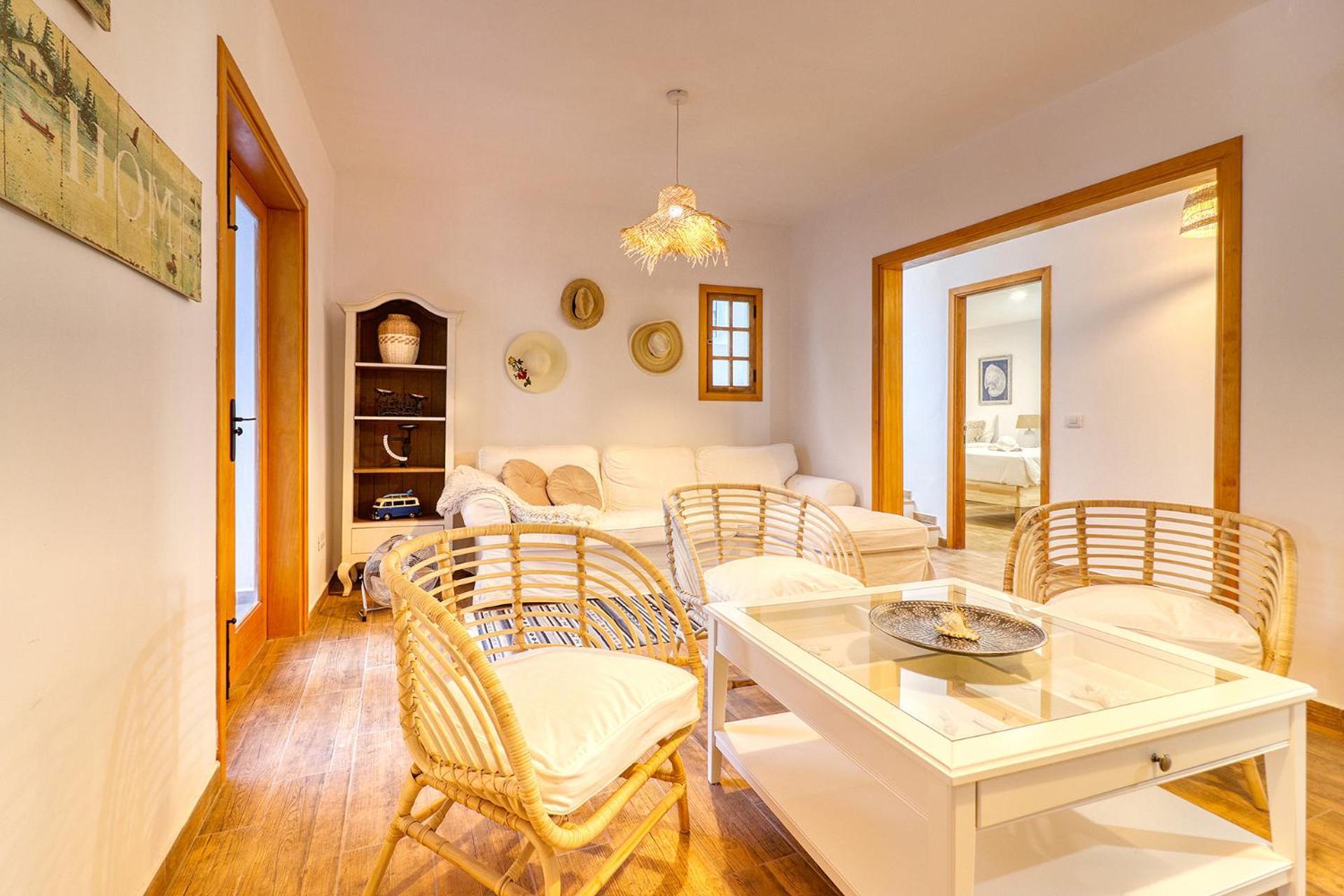 Spacious With Tropical Garden, Bbq, Near Seaside * Los Silos