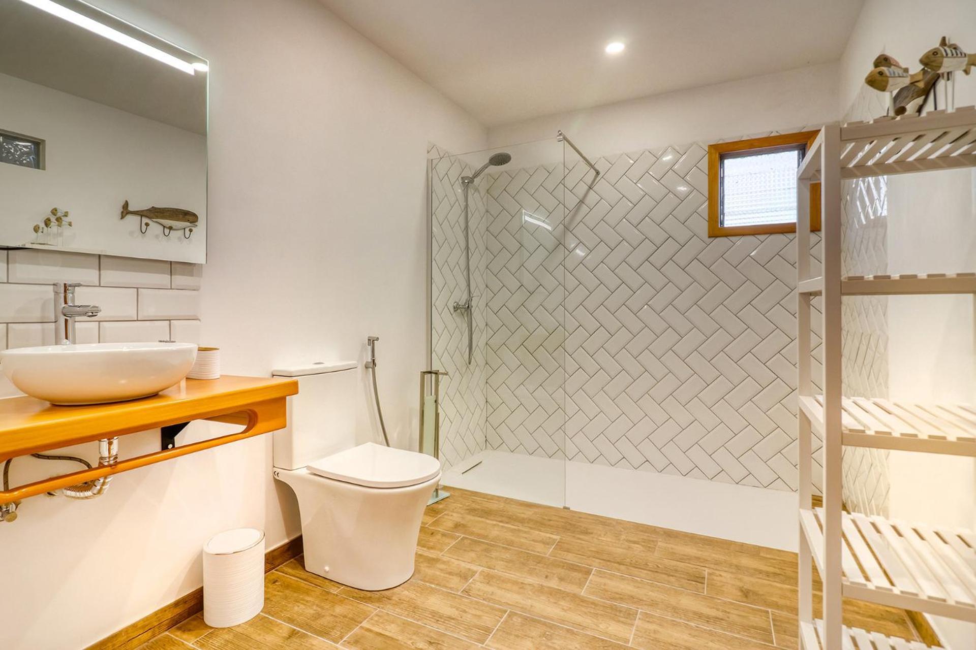Spacious With Tropical Garden, Bbq, Near Seaside Los Silos