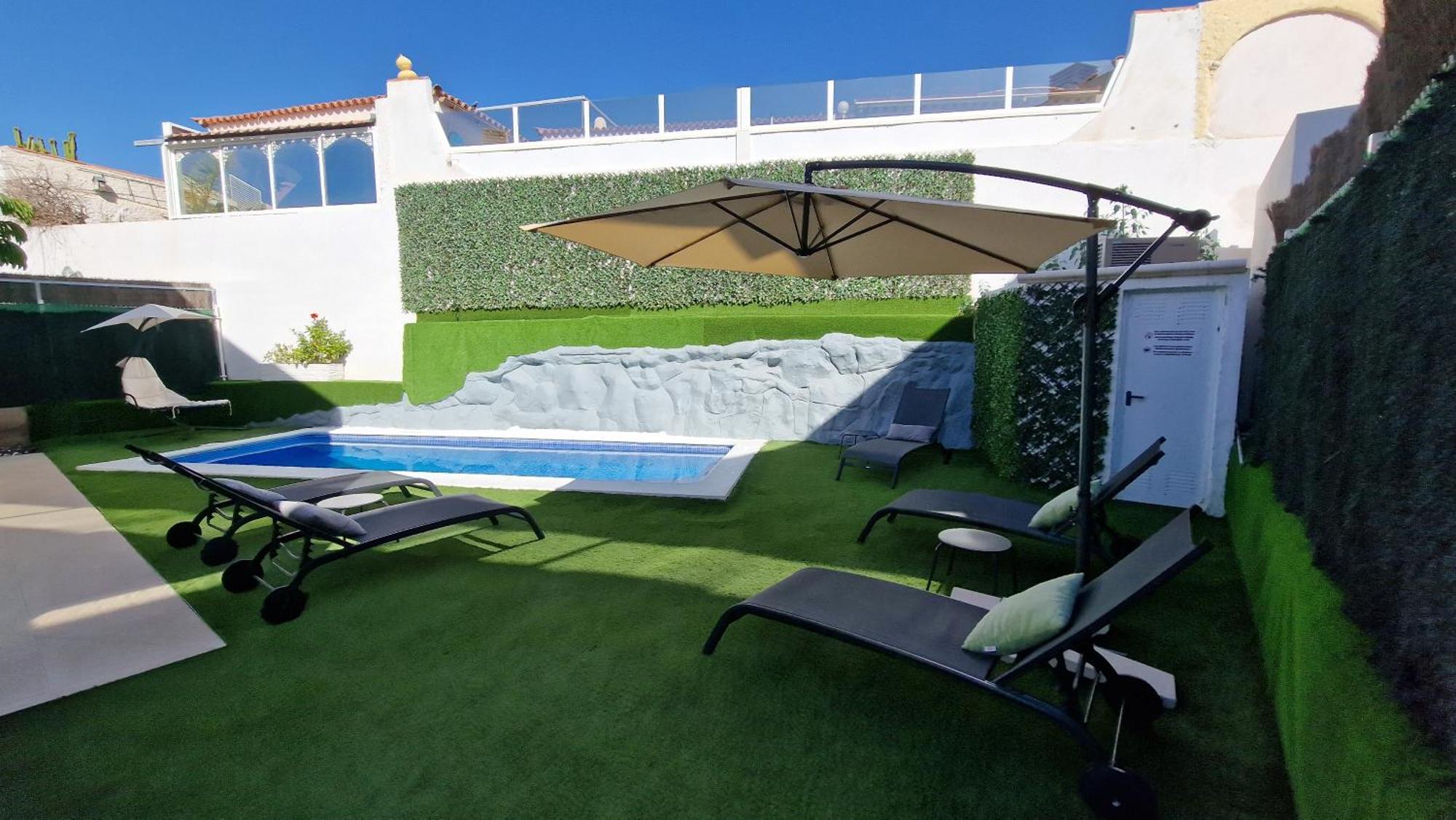 Paraiso-luxury With Heated Pool Villa *