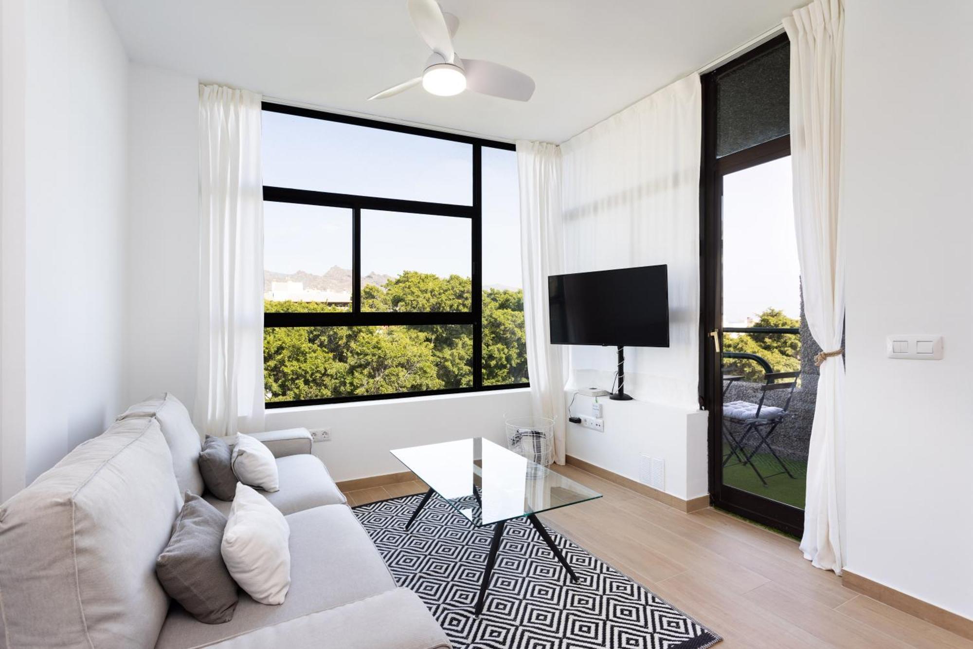 Home2book Stylish & Luminous Cruz Center Apartment