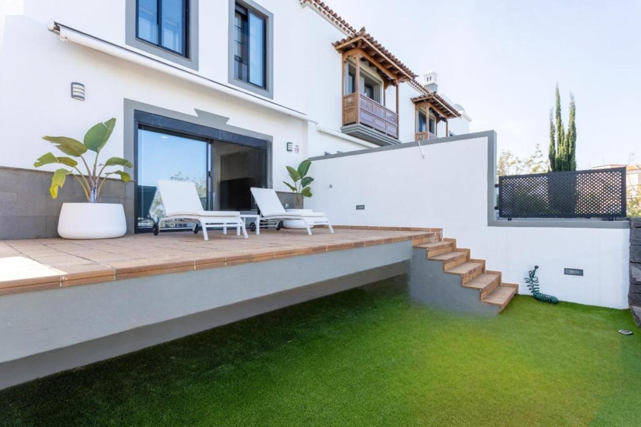 Home2book Stunning Terrace, Bbq & Pool El Hébergement de vacances
