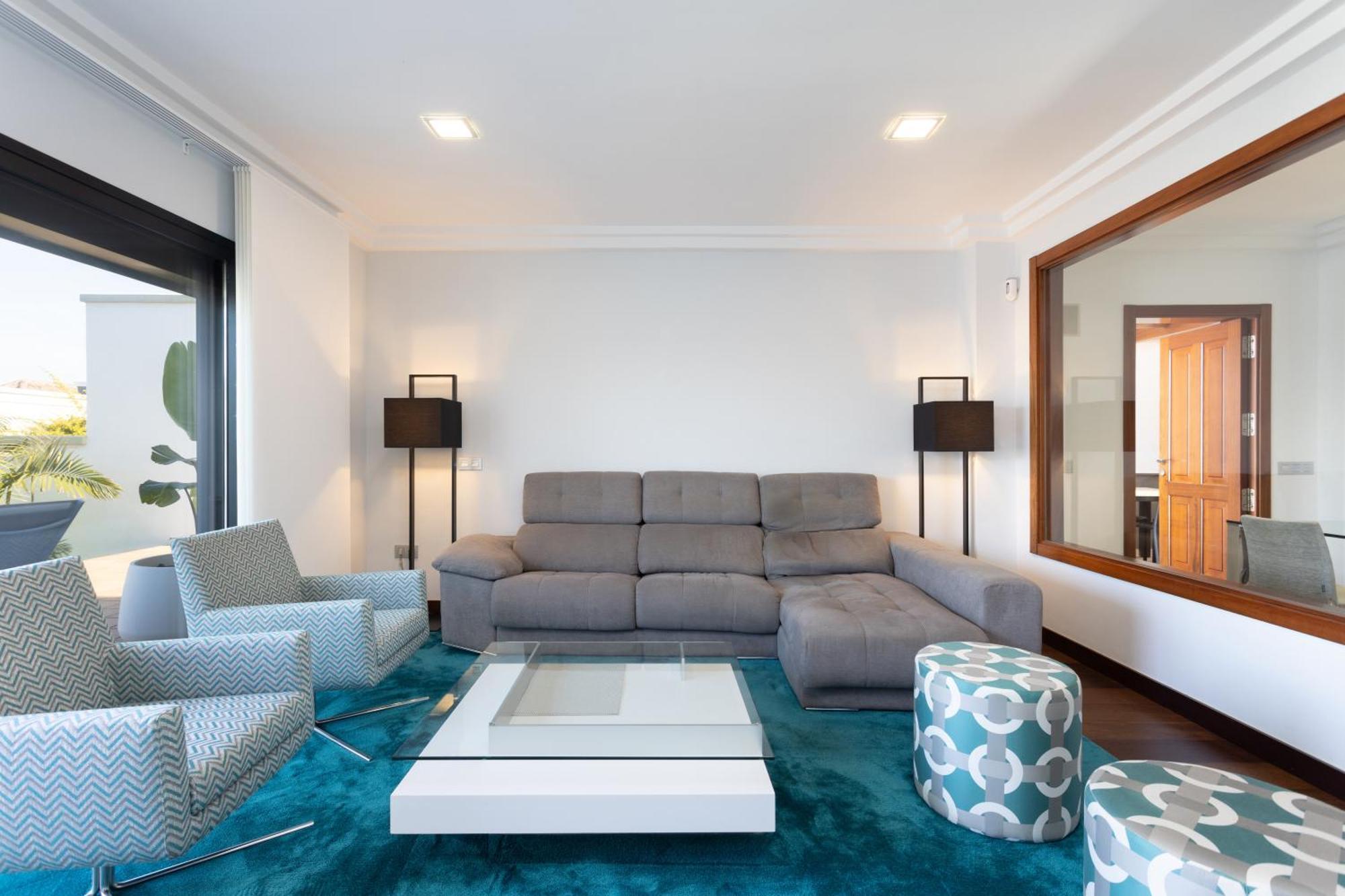 Home2book Stunning Terrace, Bbq & Pool El Hébergement de vacances *