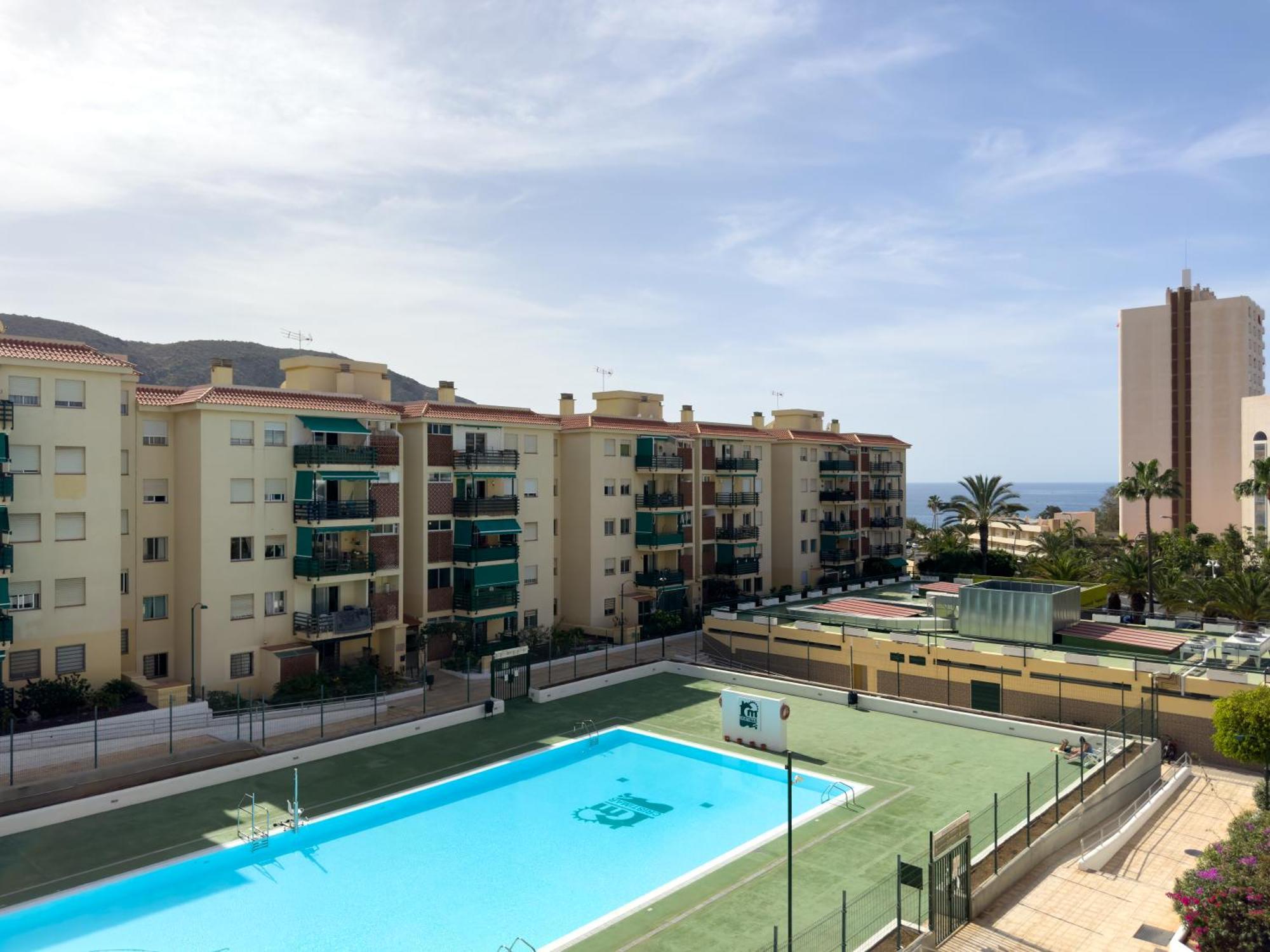 Amazing 3-bedroom Apartment. Pool And Sea View! Appartement
