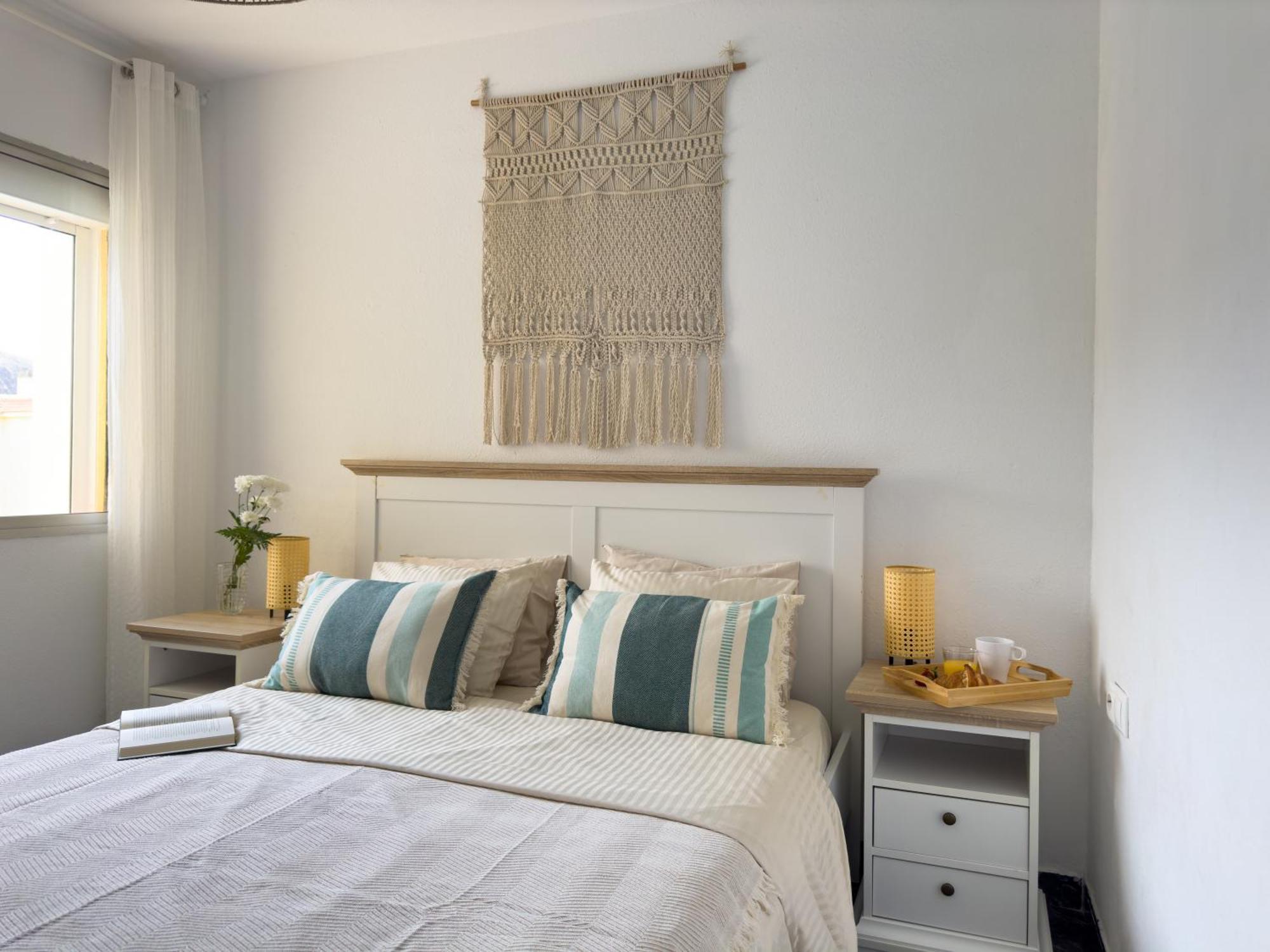 Amazing 3-bedroom Apartment. Pool And Sea View! Appartement