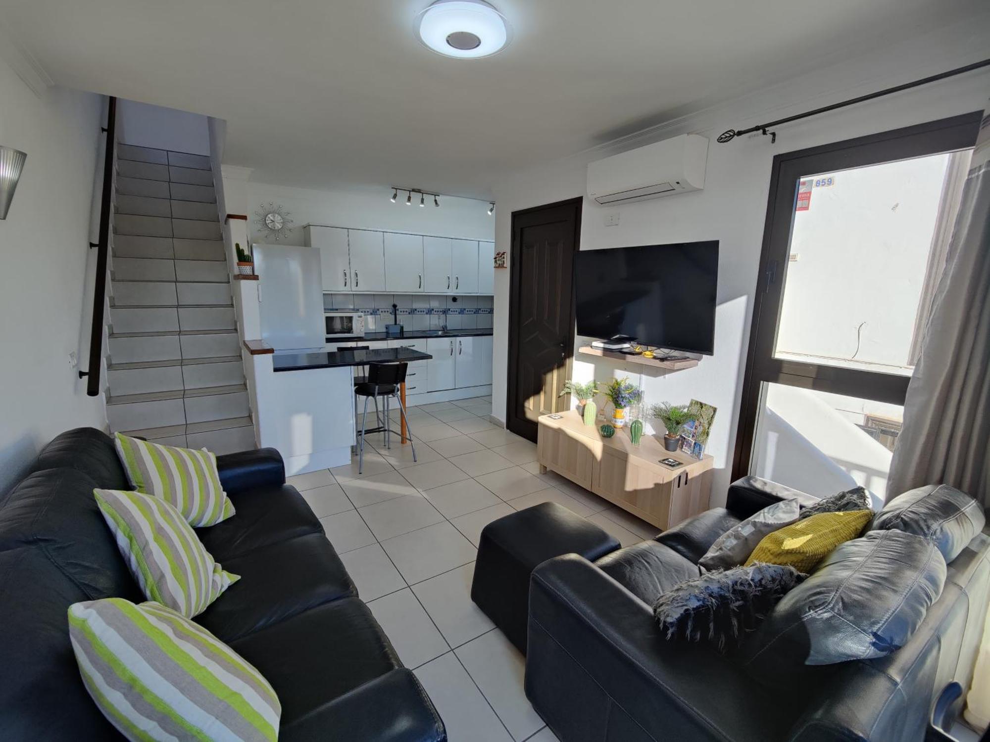 Two Bed Duplex With Spectacular Views