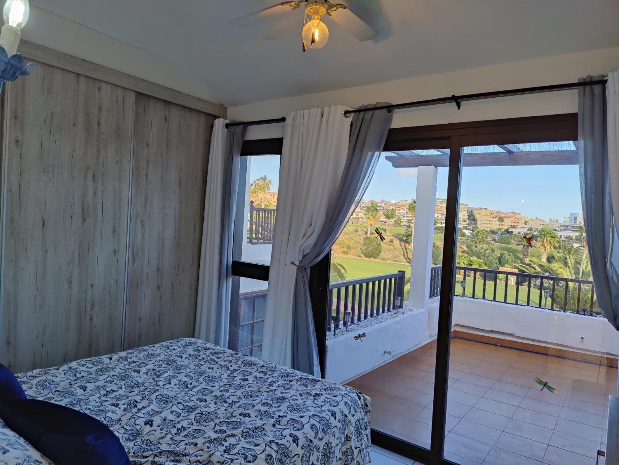 Two Bed Duplex With Spectacular Views