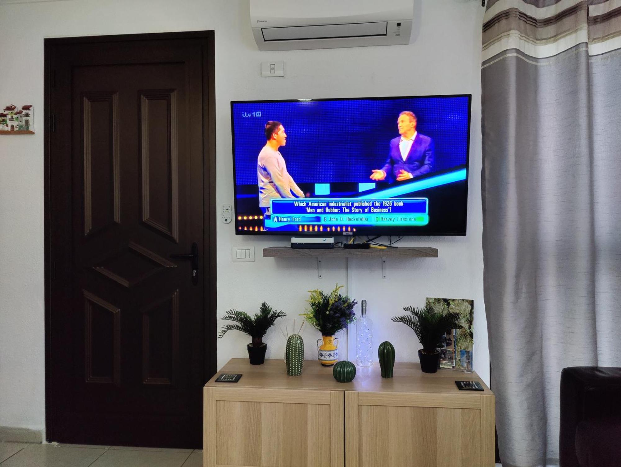 Two Bed Duplex With Spectacular Views