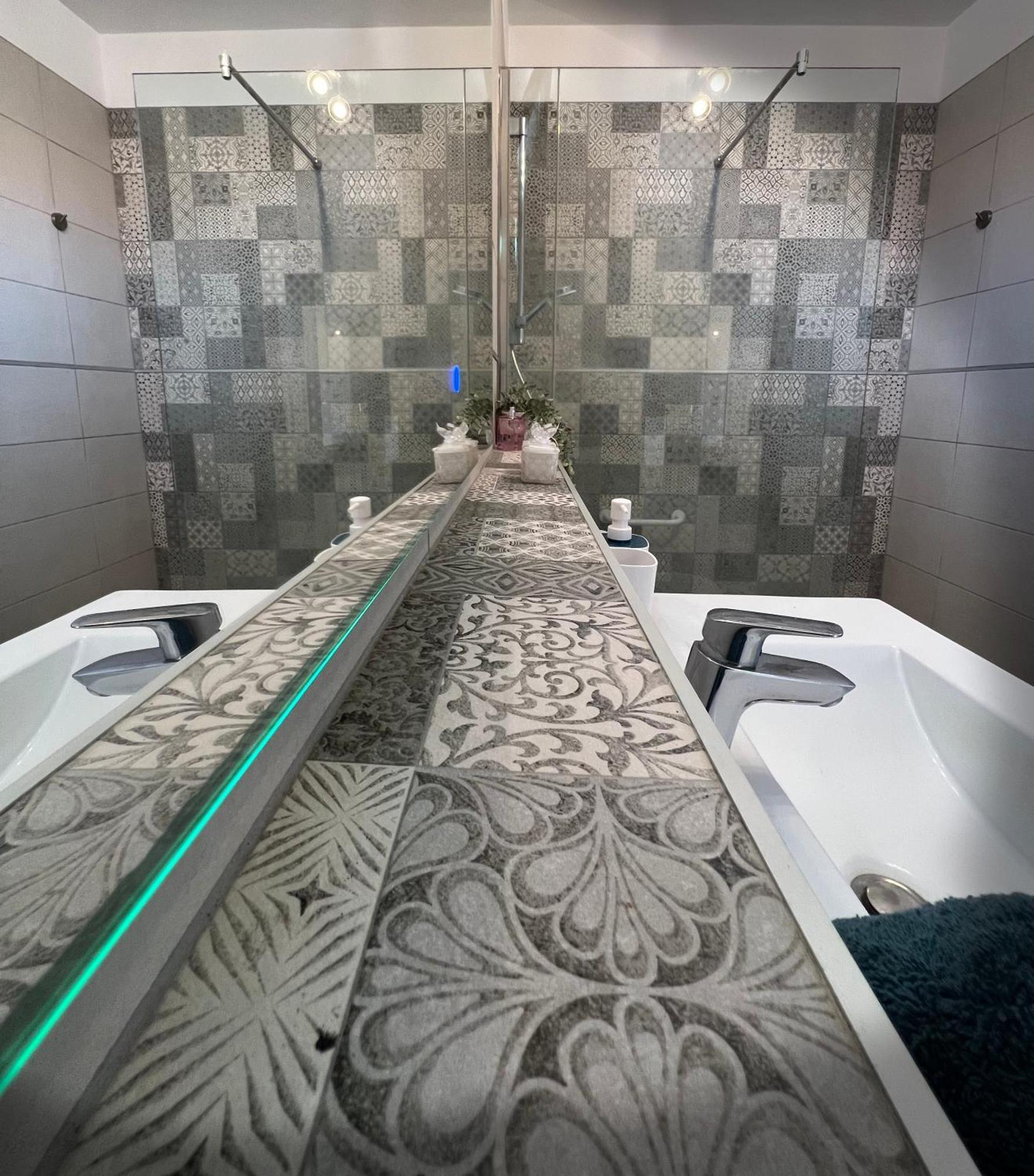 Paz Ocean View, Air Condition, Wifi, Heated Pool Apartment *