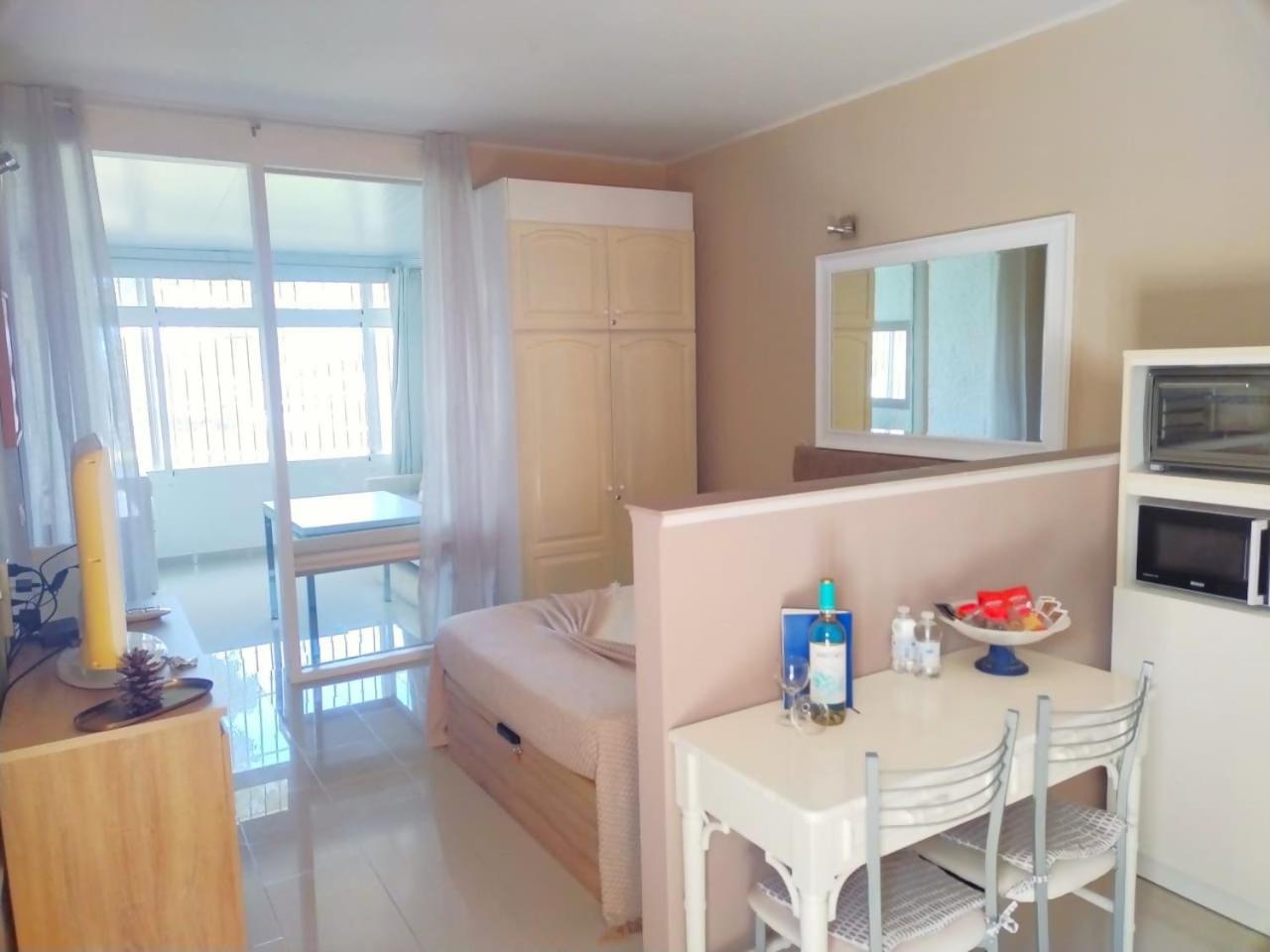 Rentenerife Canary Oasis Agarimo *