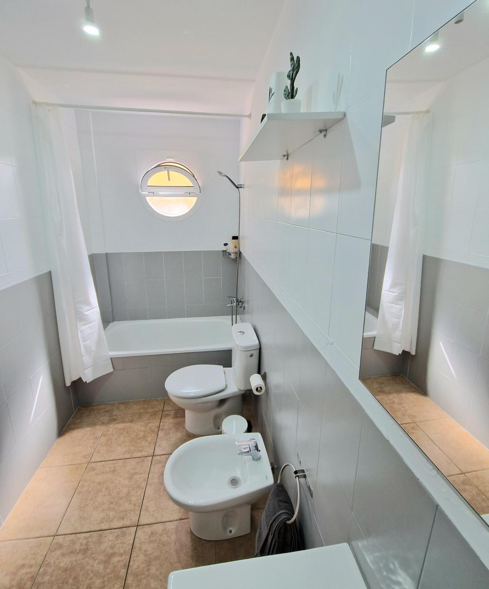 Spacious Independent Next The Airport - Sea San Isidro (Tenerife)
