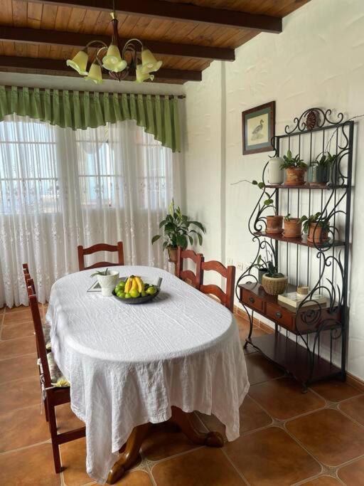Maravilla With Sea Views *