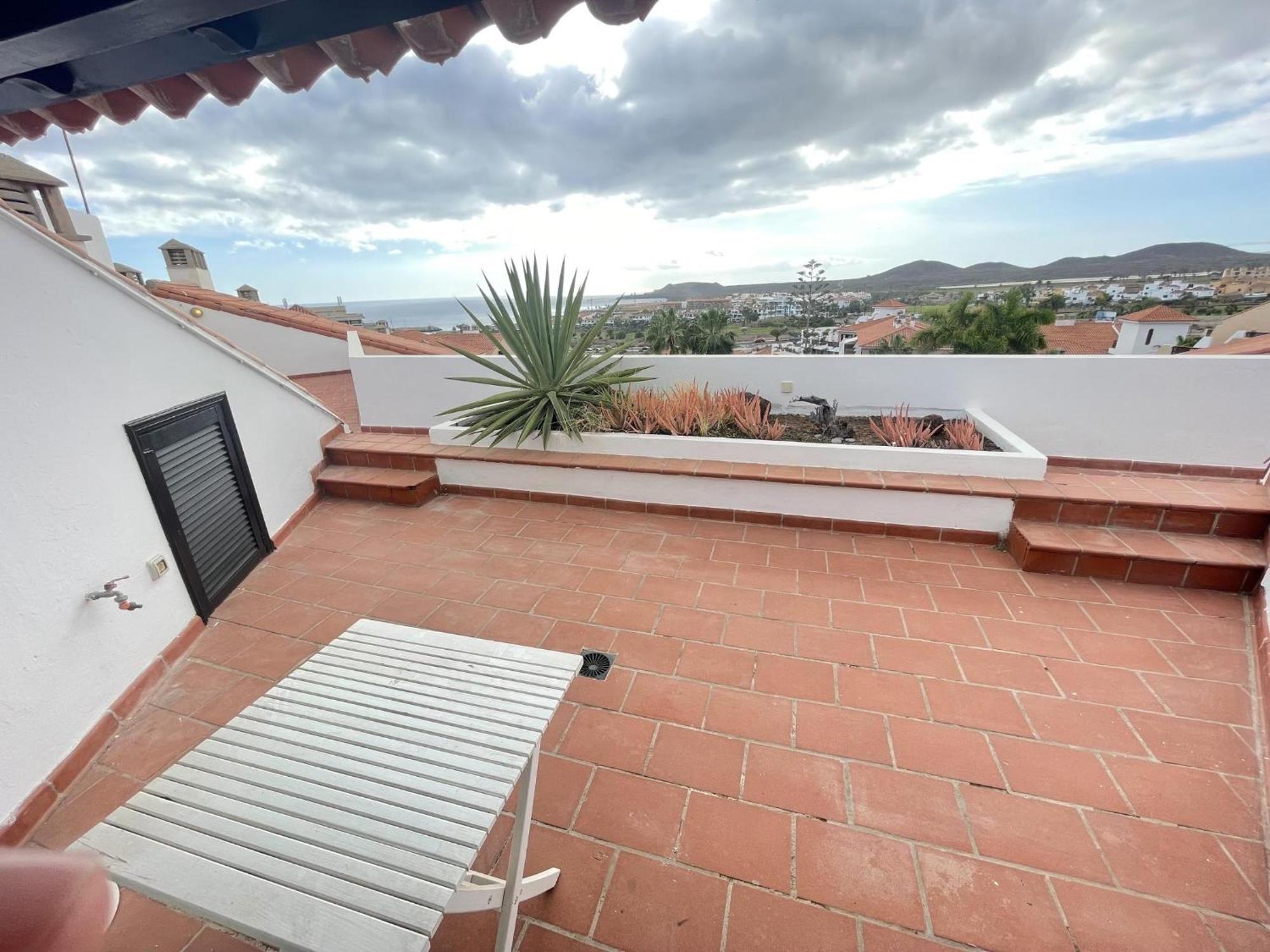 501.serene With Large Terrace And Pool Apartamento *