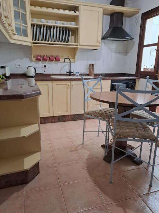 La Casa Nostra - Family Oriented House In Quiet Area Holiday home *