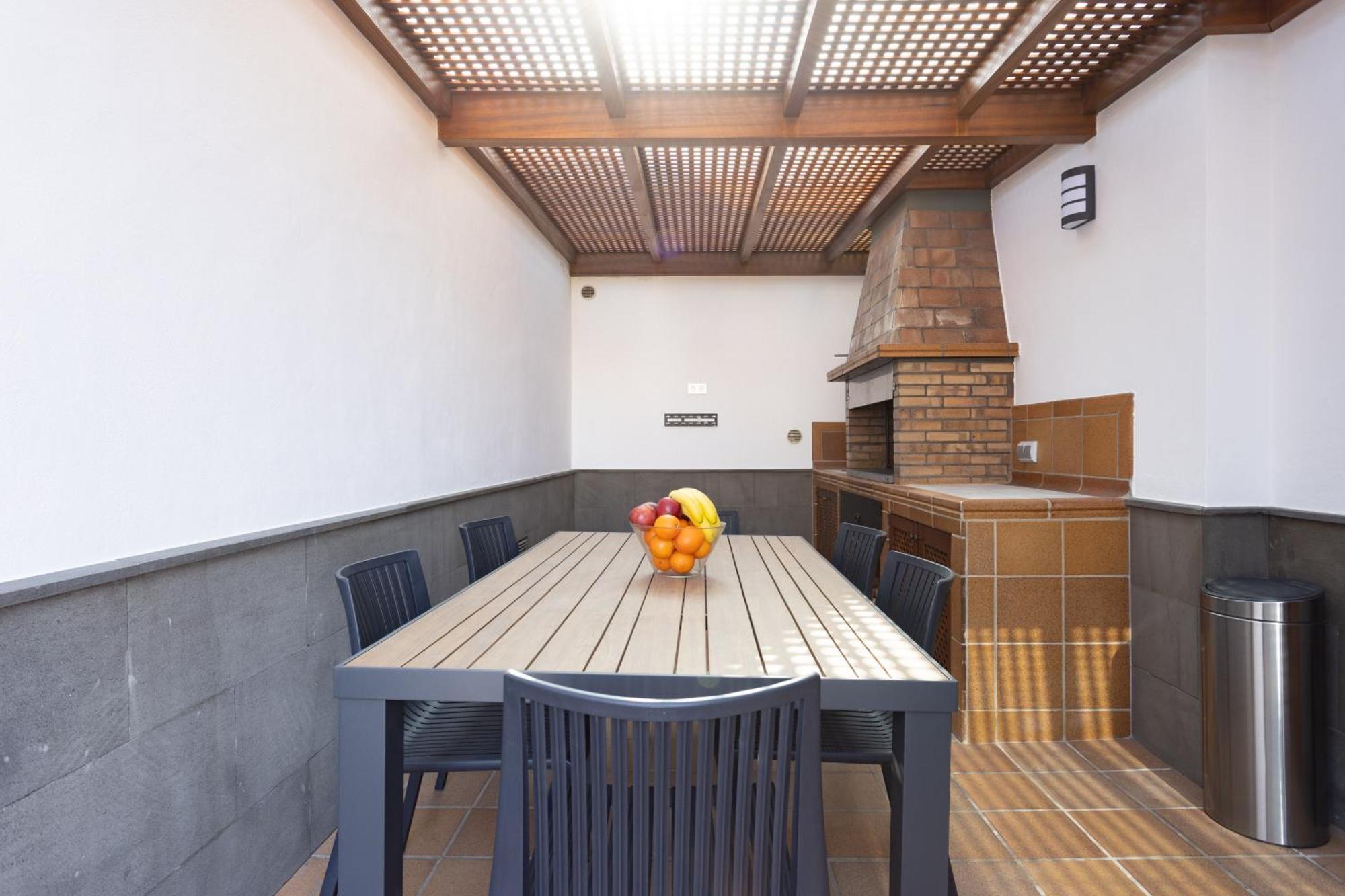 Hébergement de vacances Home2book Stunning Terrace, Bbq & Pool El El Sauzal