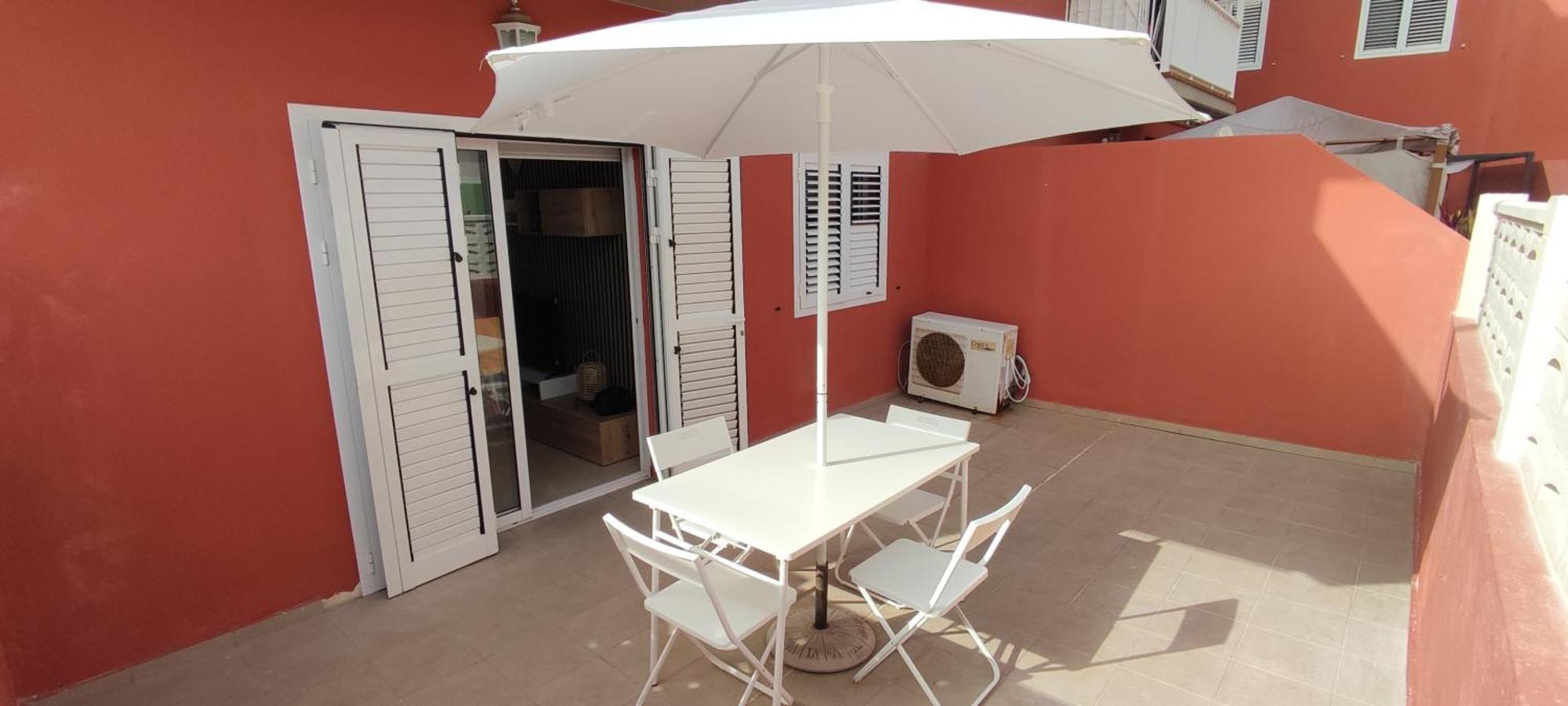 Terraza Del Sol Con Piscina En Appartement Candelaria