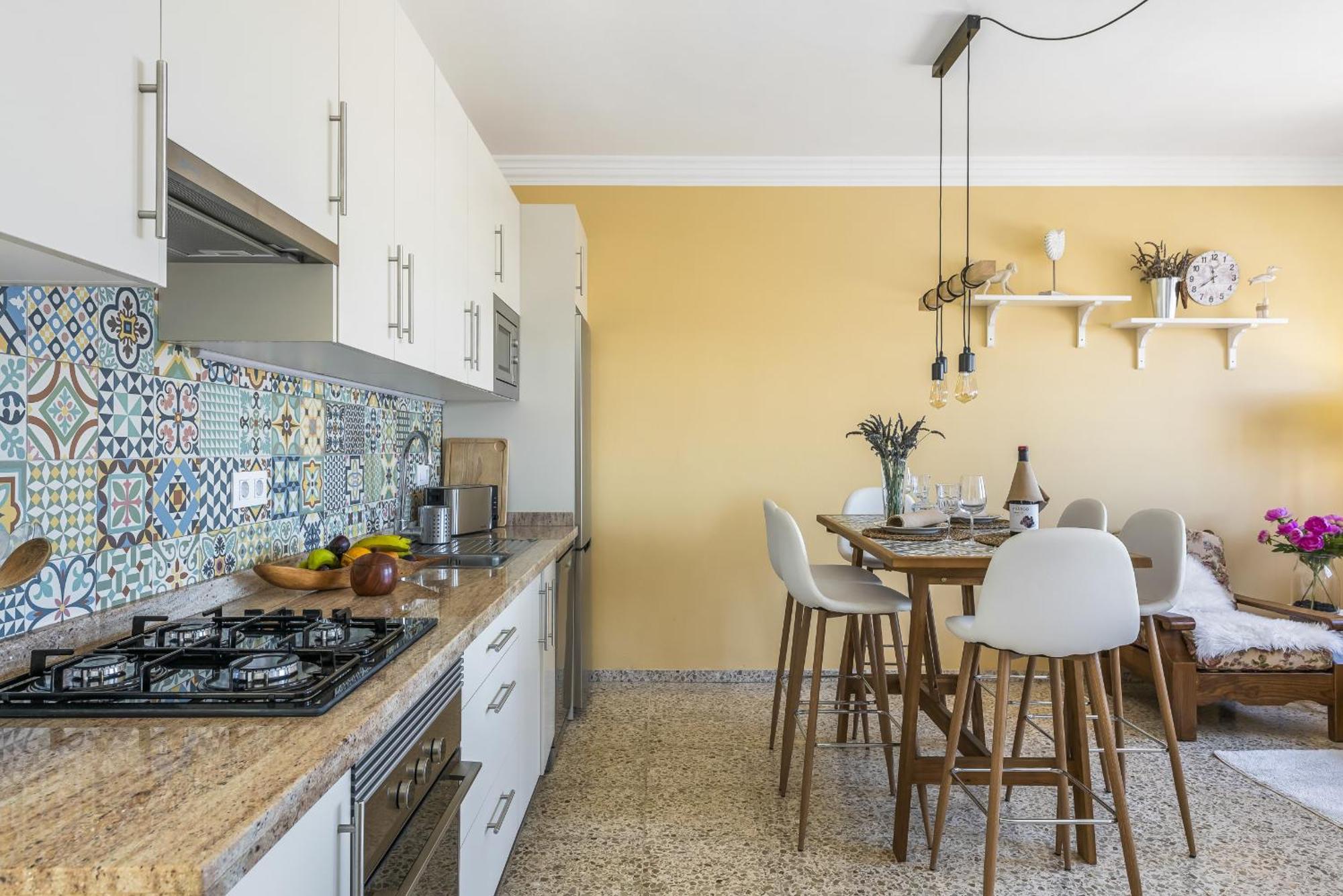 Apartment Penthouse, Close To The Natural Pools With Big Terrace, Ocean & View *