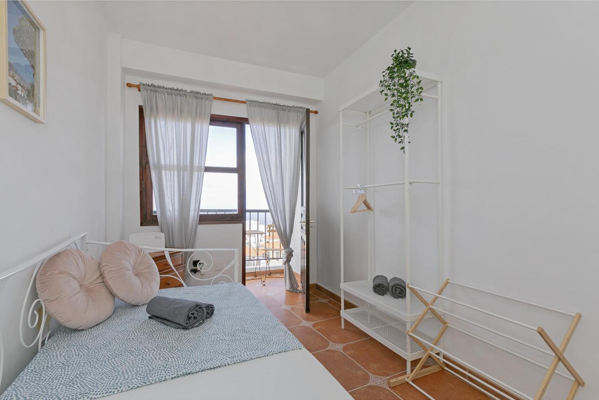 Apartamento Rooftop View Escape - 1 Minute To Center And Fast Wi-fi - Special Season Price For And June *