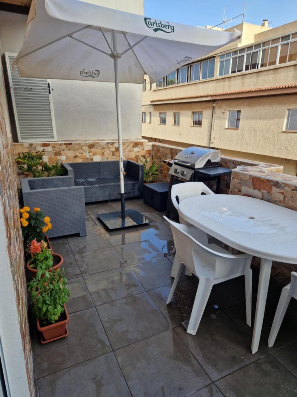 Apartment Individual Privada, Piso De 3 Con Areas Compartidas *