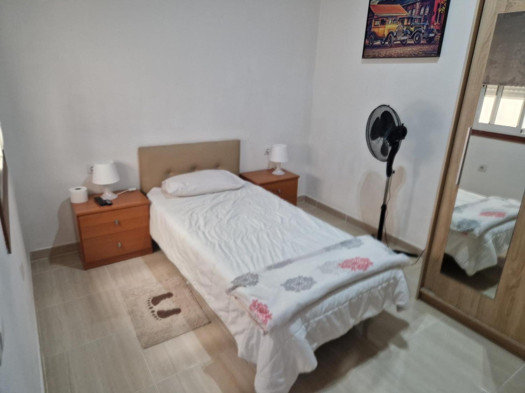 Individual Privada, Piso De 3 Con Areas Compartidas