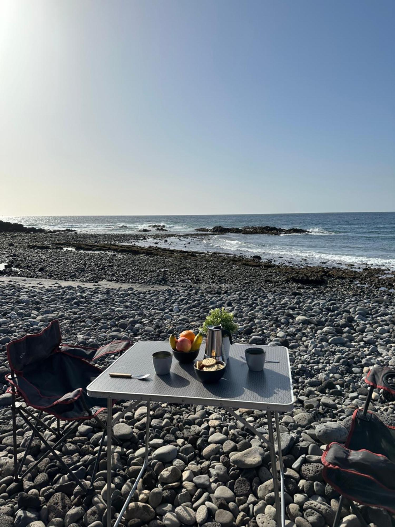 Camper Van The Blue Whale Camping Los Abrigos