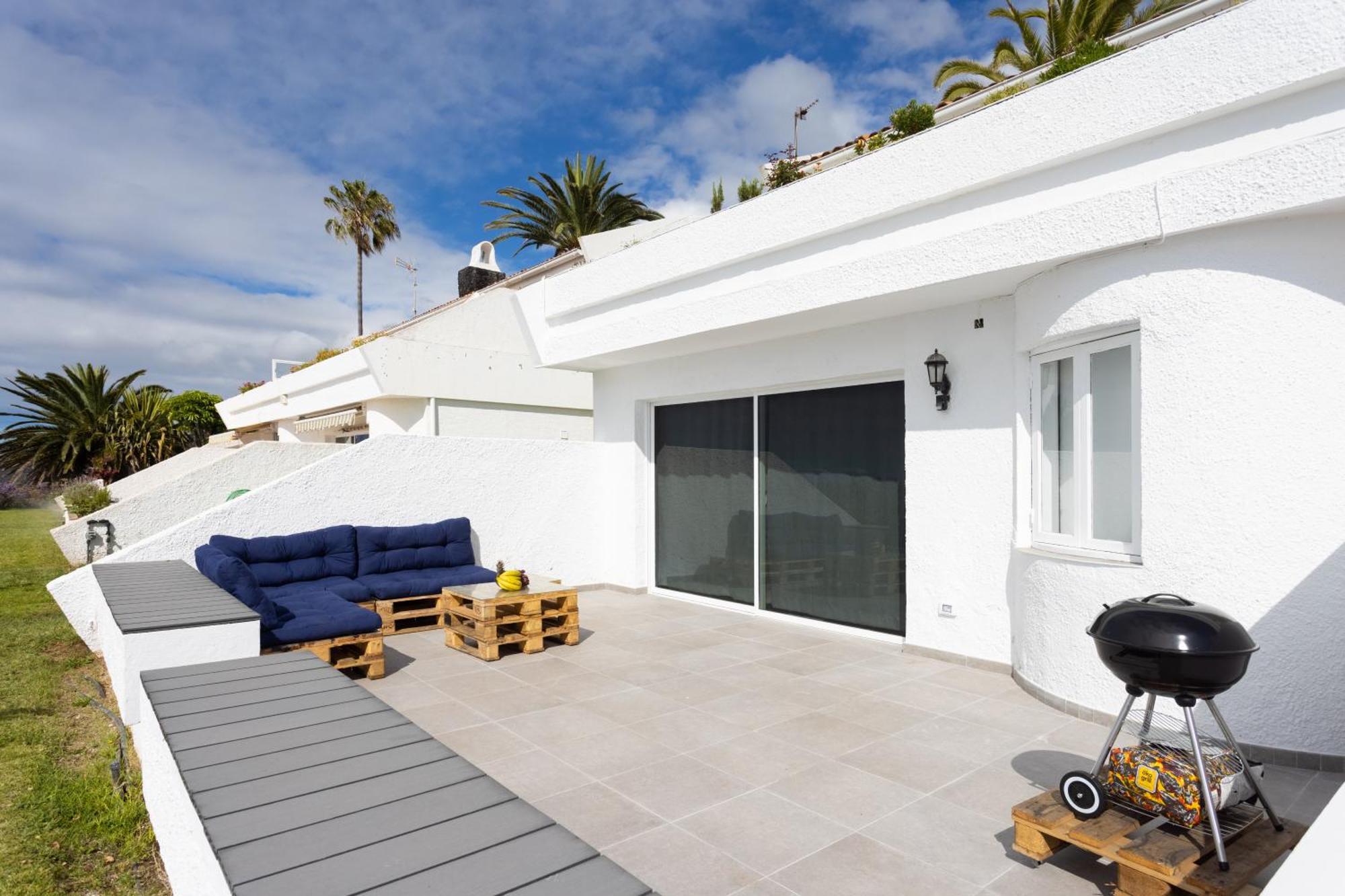 Home2book Stunning Apt Seaview & Pool, La Victoria * La Victoria de Acentejo