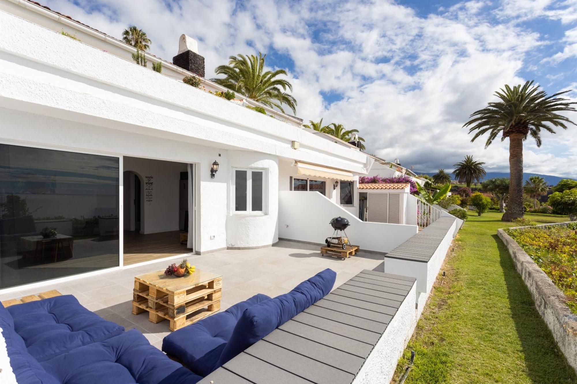 Home2book Stunning Apt Seaview & Pool, La Victoria Appartement La Victoria de Acentejo