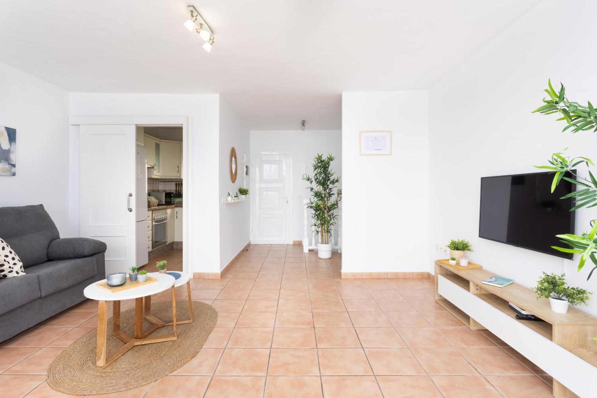 Frontline Duplex Arenitas With Pool Holiday home *