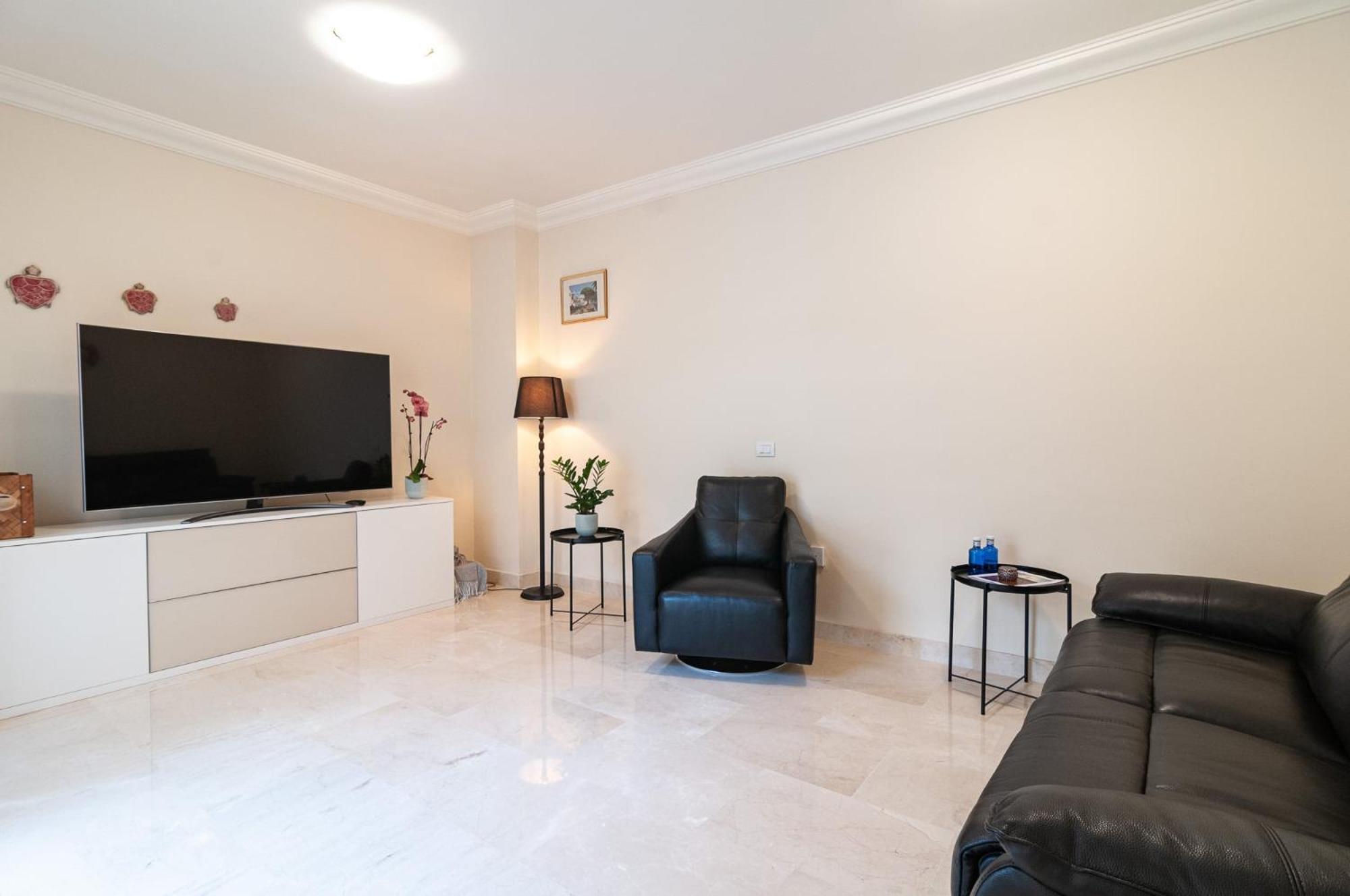 Beautiful 2 Bedroom Penthouse Terrazas Del Duque *