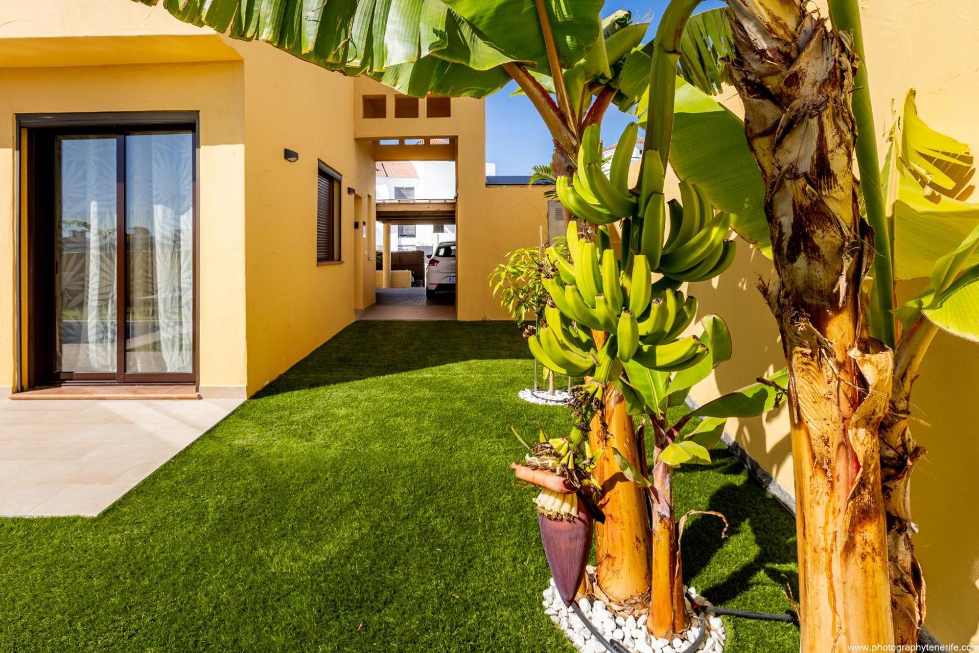 With 4 Bedrooms And Private Heated Pool Villa *