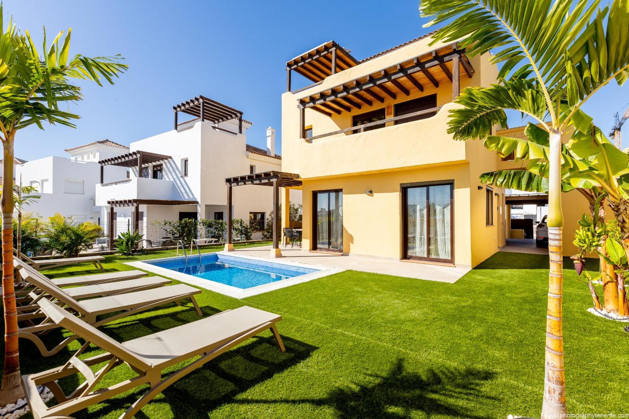 With 4 Bedrooms And Private Heated Pool * San Miguel de Abona