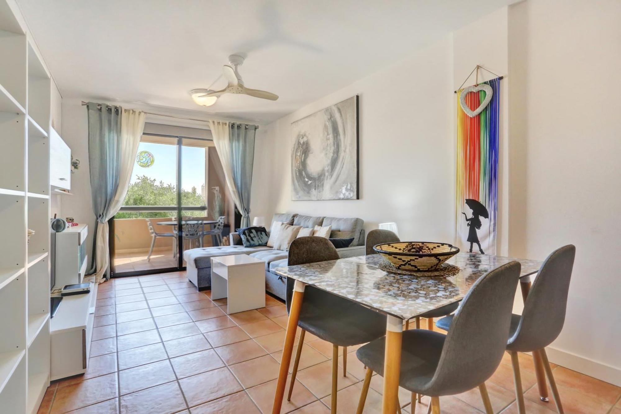 El Paraiso, Beautiful Swimming Pool With Ocean View, Parking, Fiber Apartment *