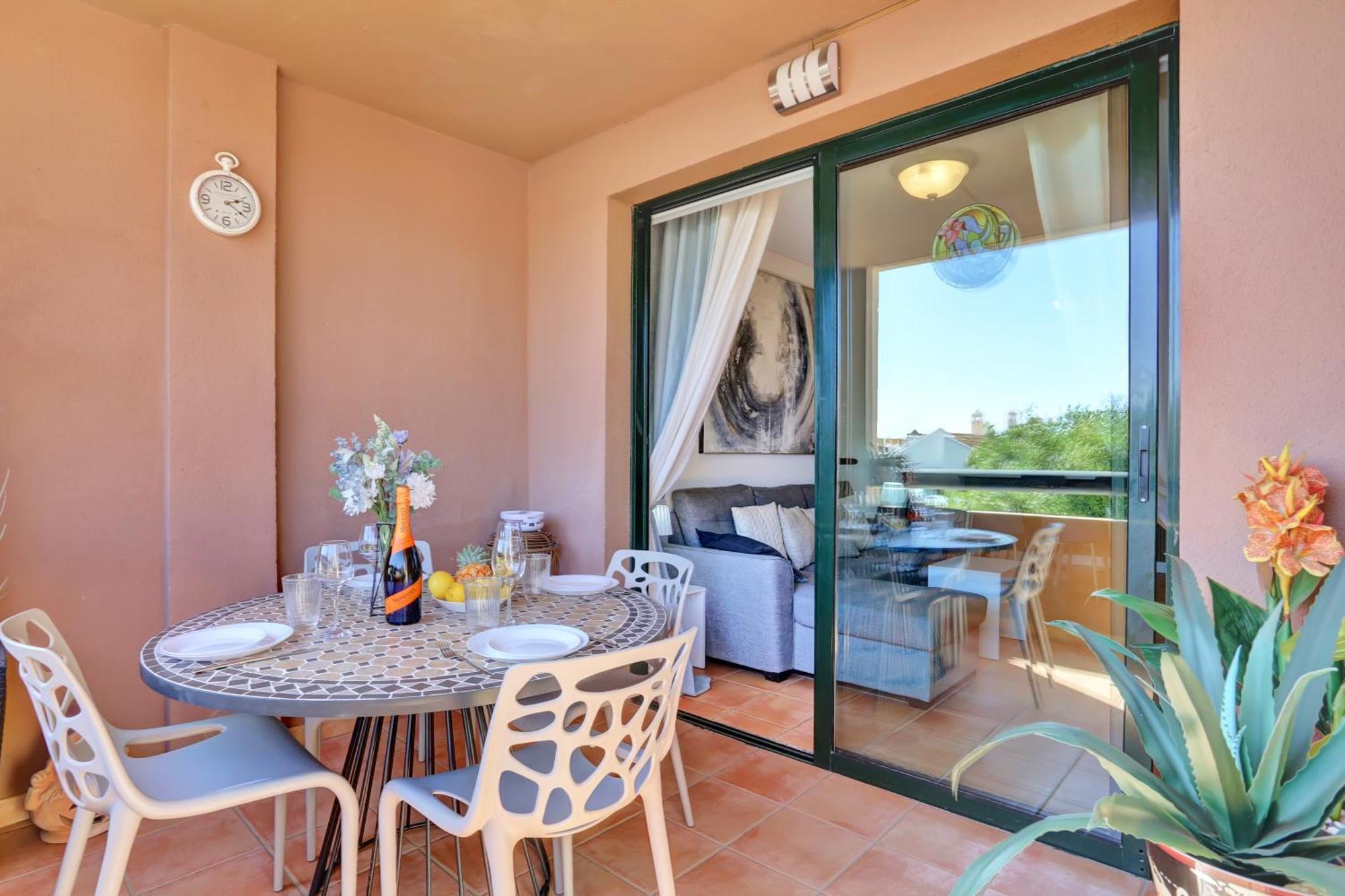 El Paraiso, Beautiful Swimming Pool With Ocean View, Parking, Fiber *