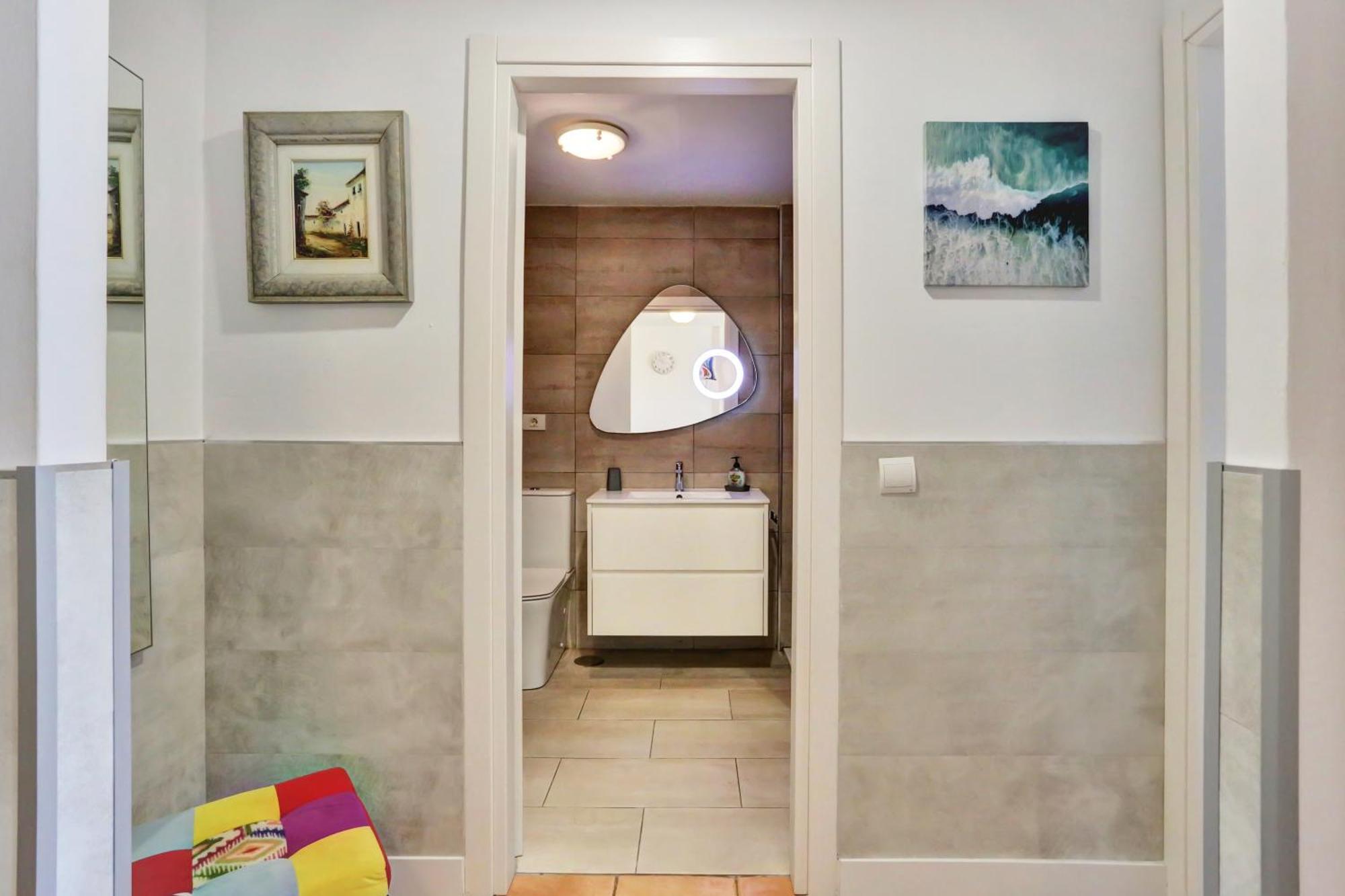 El Paraiso, Beautiful Swimming Pool With Ocean View, Parking, Fiber