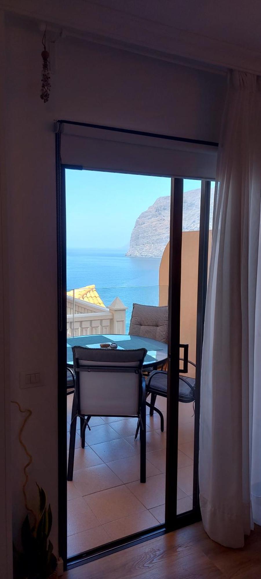 Acantilados De Gigantes, Islas Canarias, Espana *