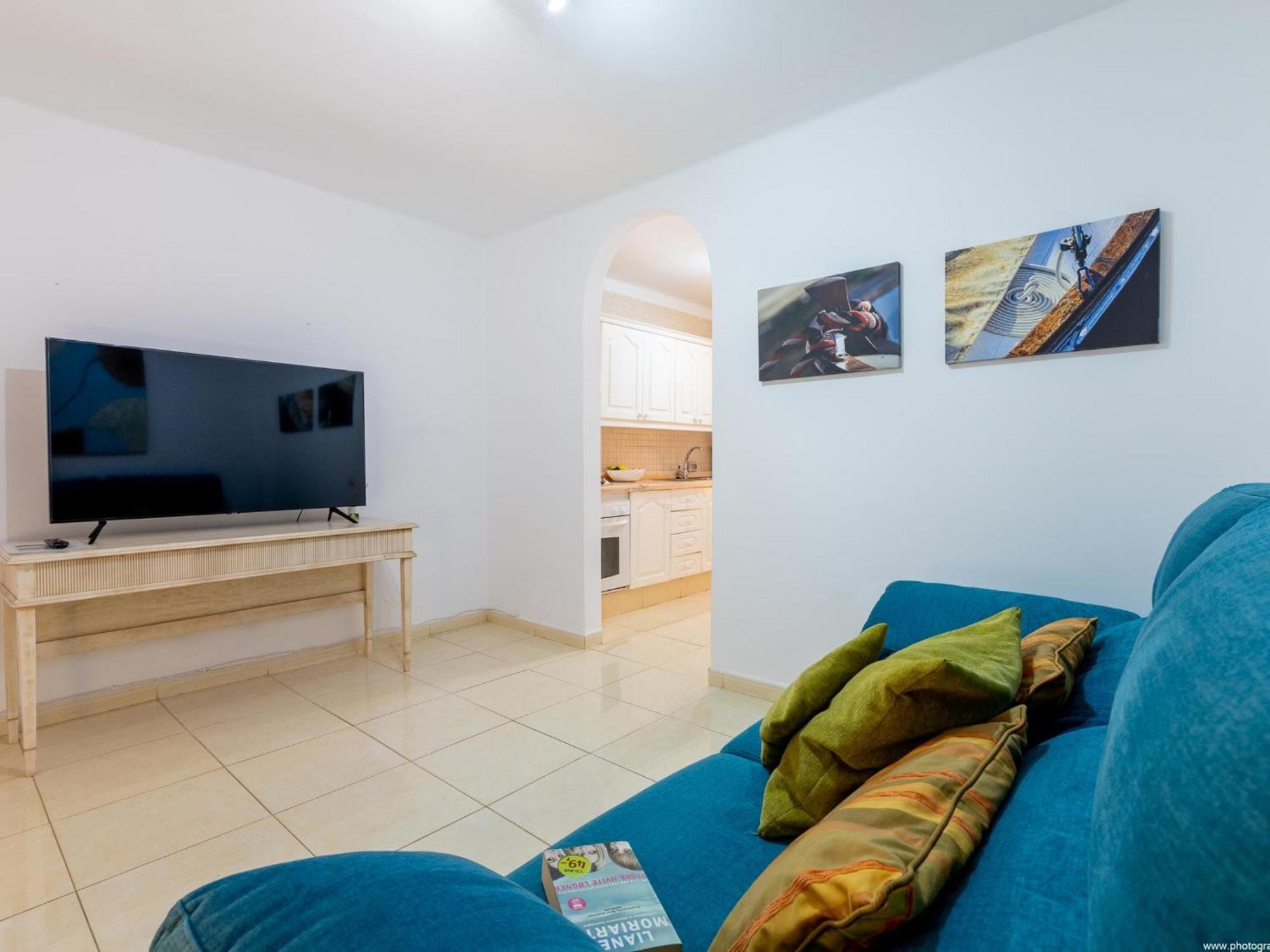 Apartment Paraiso Royal, Sunny Terrace Pool Playa de las Americas (Tenerife)