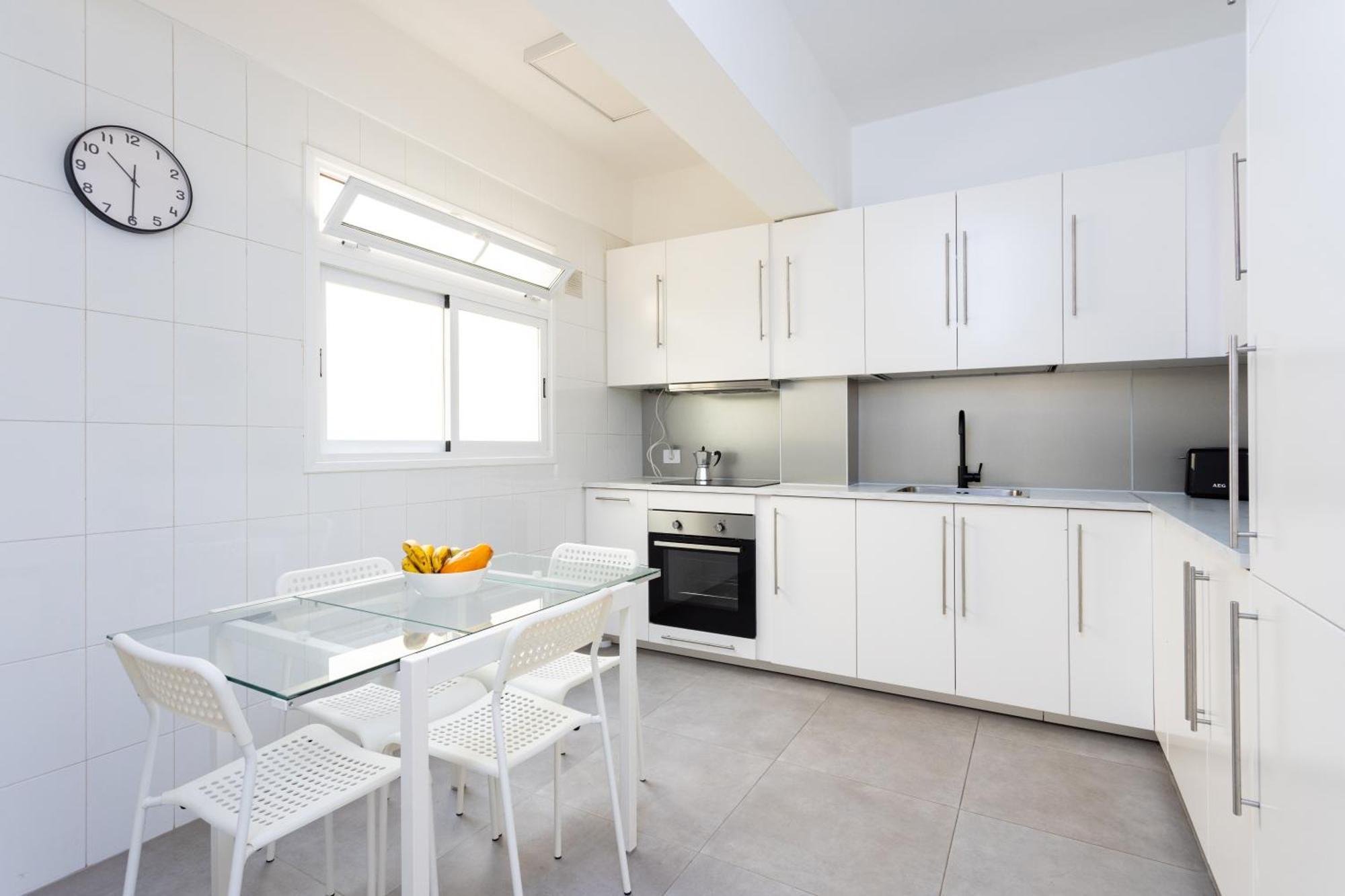 Home2book Stylish & Bright Apt, Cruz Center Santa-Cruz de Ténérife