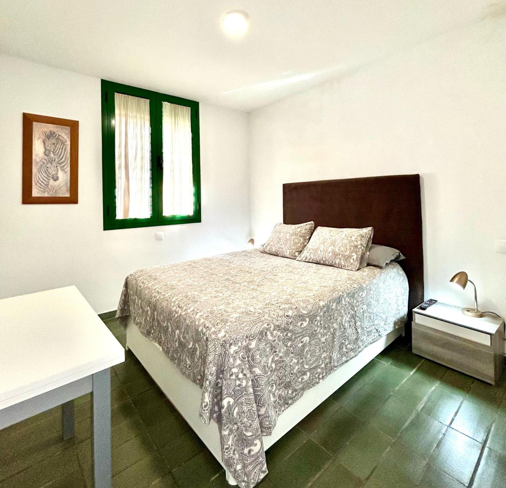 Optimist Apartment