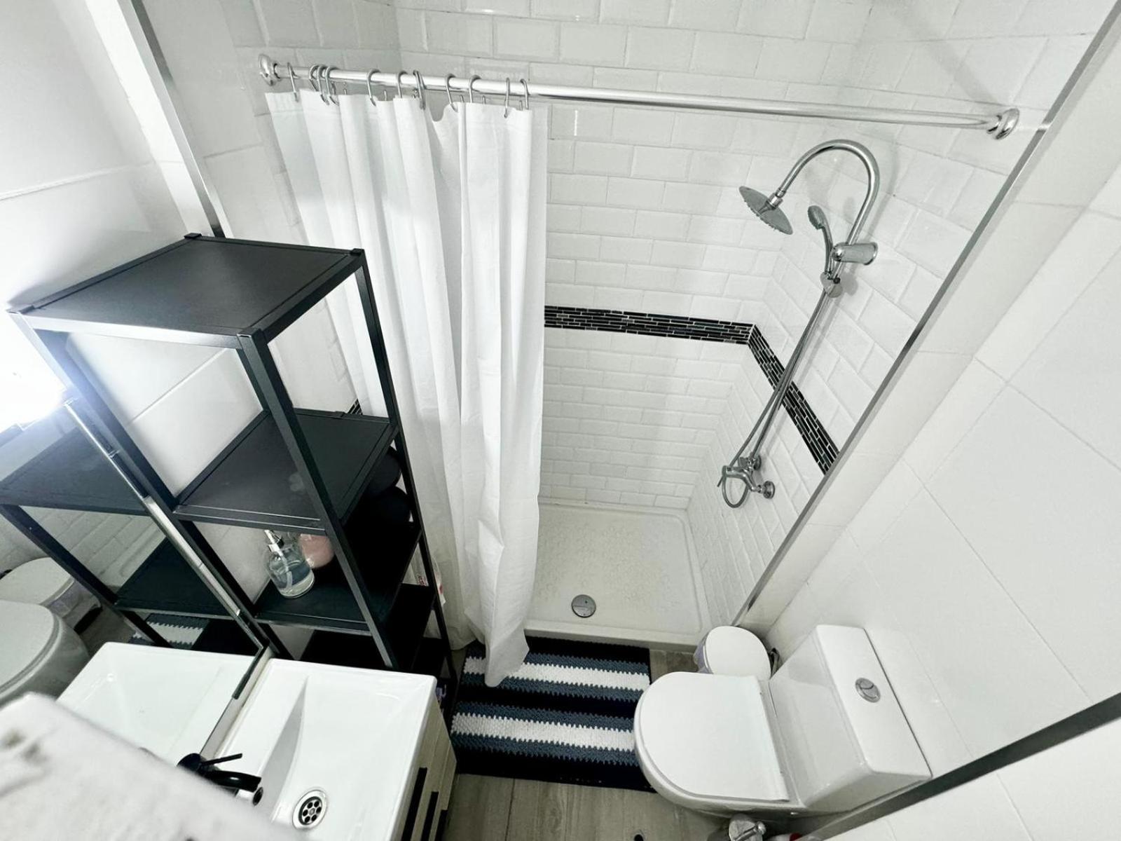 Ocean Breeze Oasis In Puerto De La Cruz *